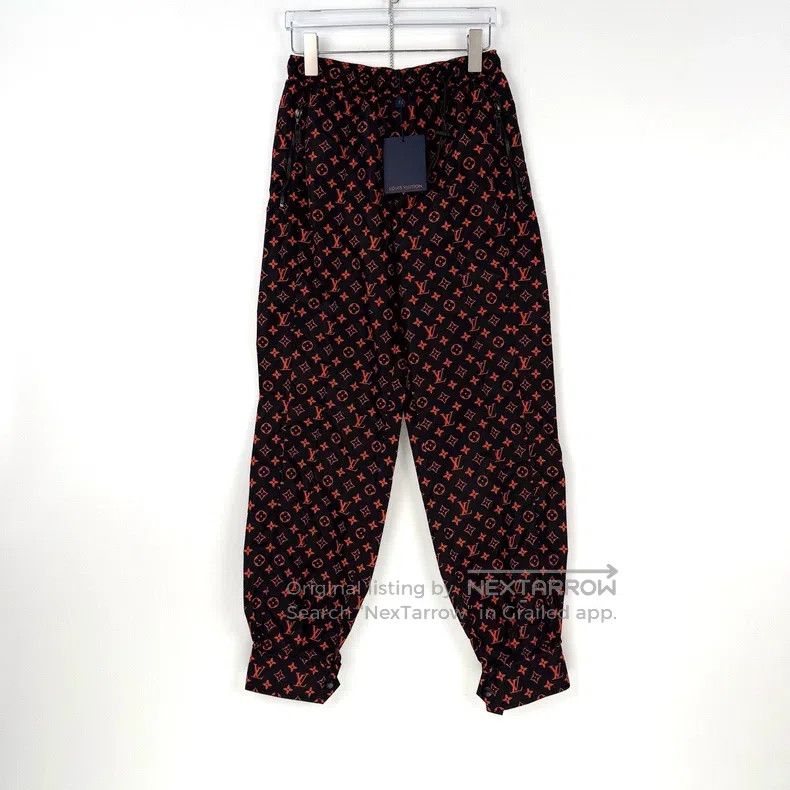 Louis Vuitton Louis Vuitton Black Orange Full Print Nylon Sweatpants Size US 42 / EU 58 - 3 Thumbnail