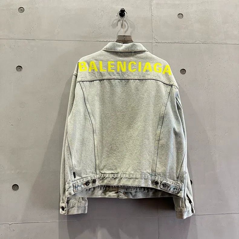 Balenciaga Balenciaga Back Fluorescent Green Letter Logo Denim Jacket Size US S / EU 44-46 / 1 - 2 Thumbnail