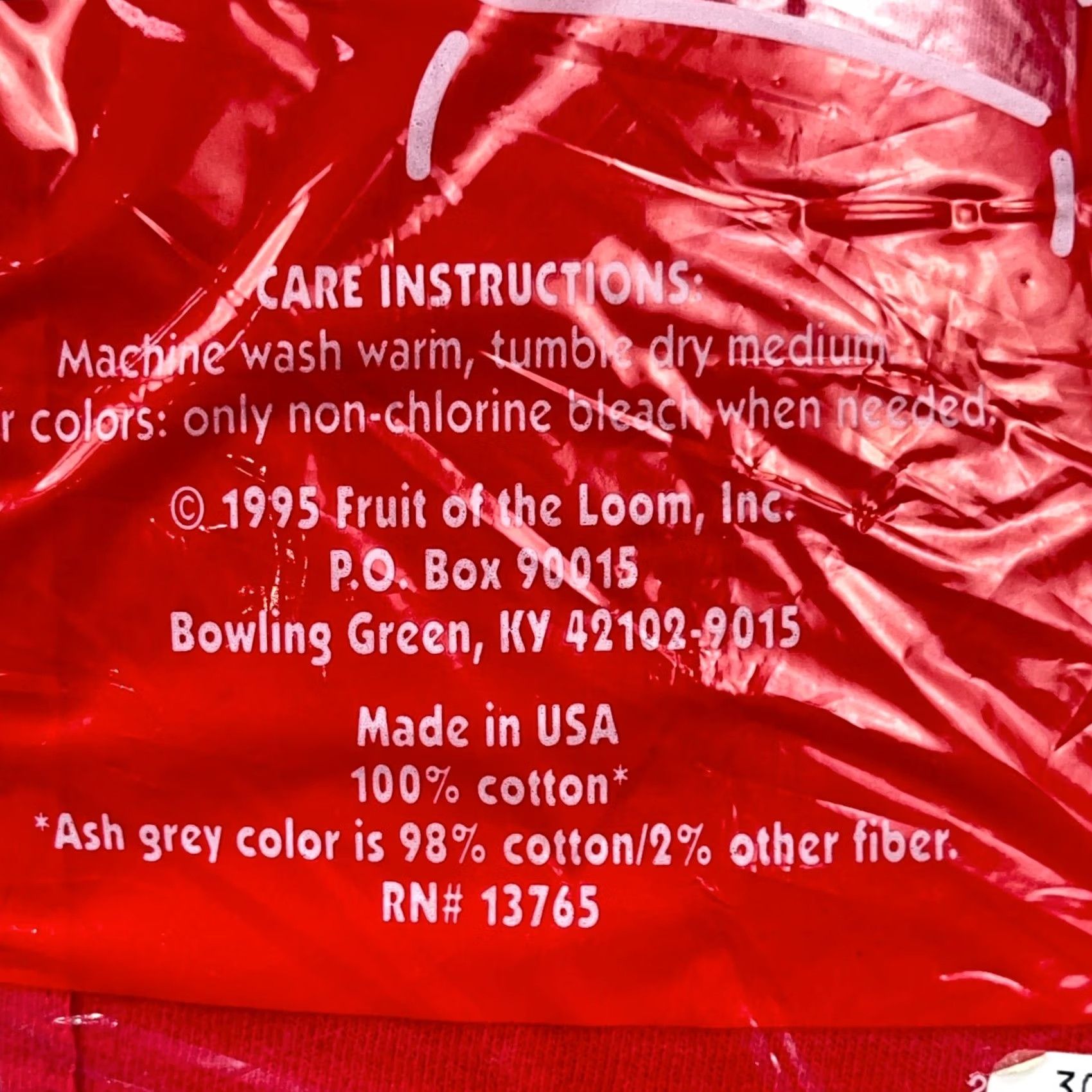 Fruit Of The Loom VINTAGE Fruit of the Loom Pocket T-Shirt XL Red Men 90s Shirt Size US XL / EU 56 / 4 - 6 Thumbnail