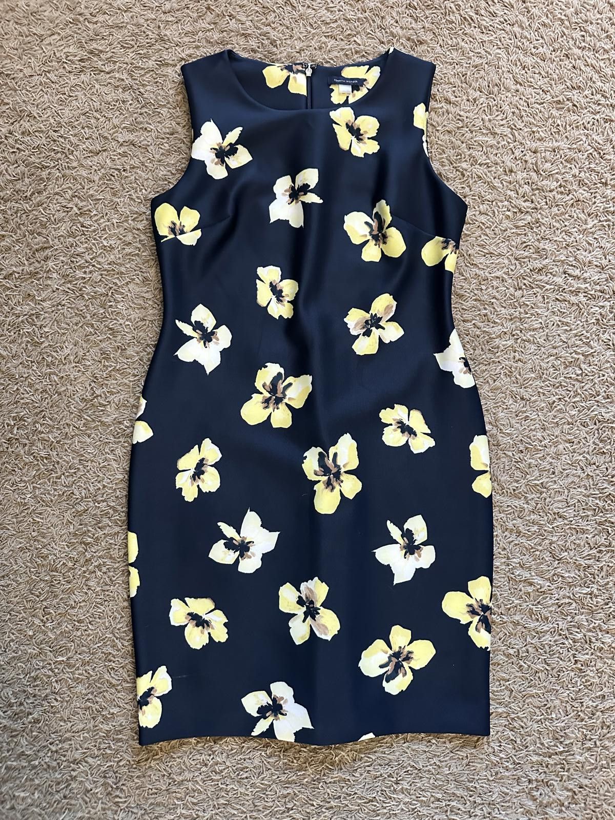 Tommy Hilfiger Floral Print Sleeveless Dress - Elegant Summer Fashion Size XL / US 12-14 / IT 48-50 - 1 Thumbnail