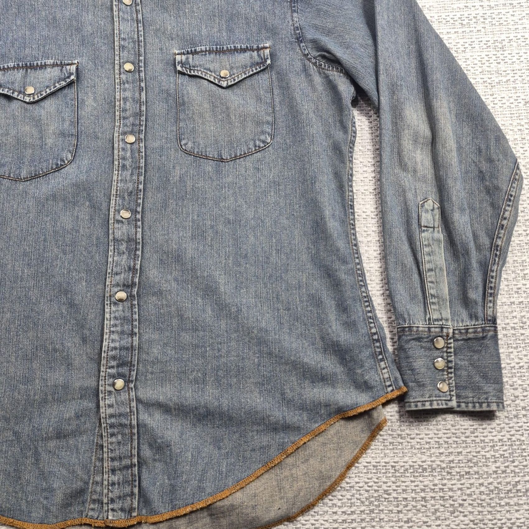 Denime Martin Gordon Western Snap Shirt Mens Medium Denim Long Sleeve Casual Distressed Size US M / EU 48-50 / 2 - 2 Thumbnail