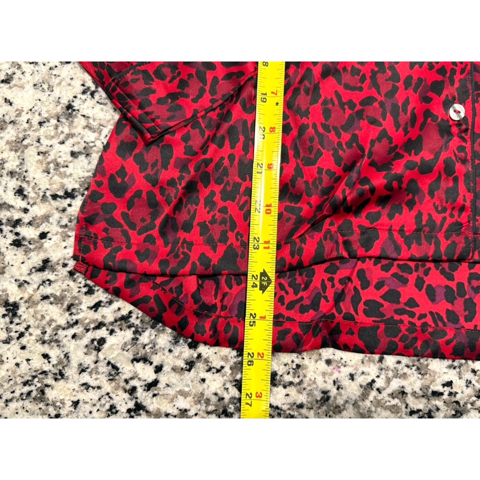 Victoria's Secret Victoria's Secret Womens Sleep Pajama Top L/S Leopard Print Red XS Size XS / US 0-2 / IT 36-38 - 2 Thumbnail