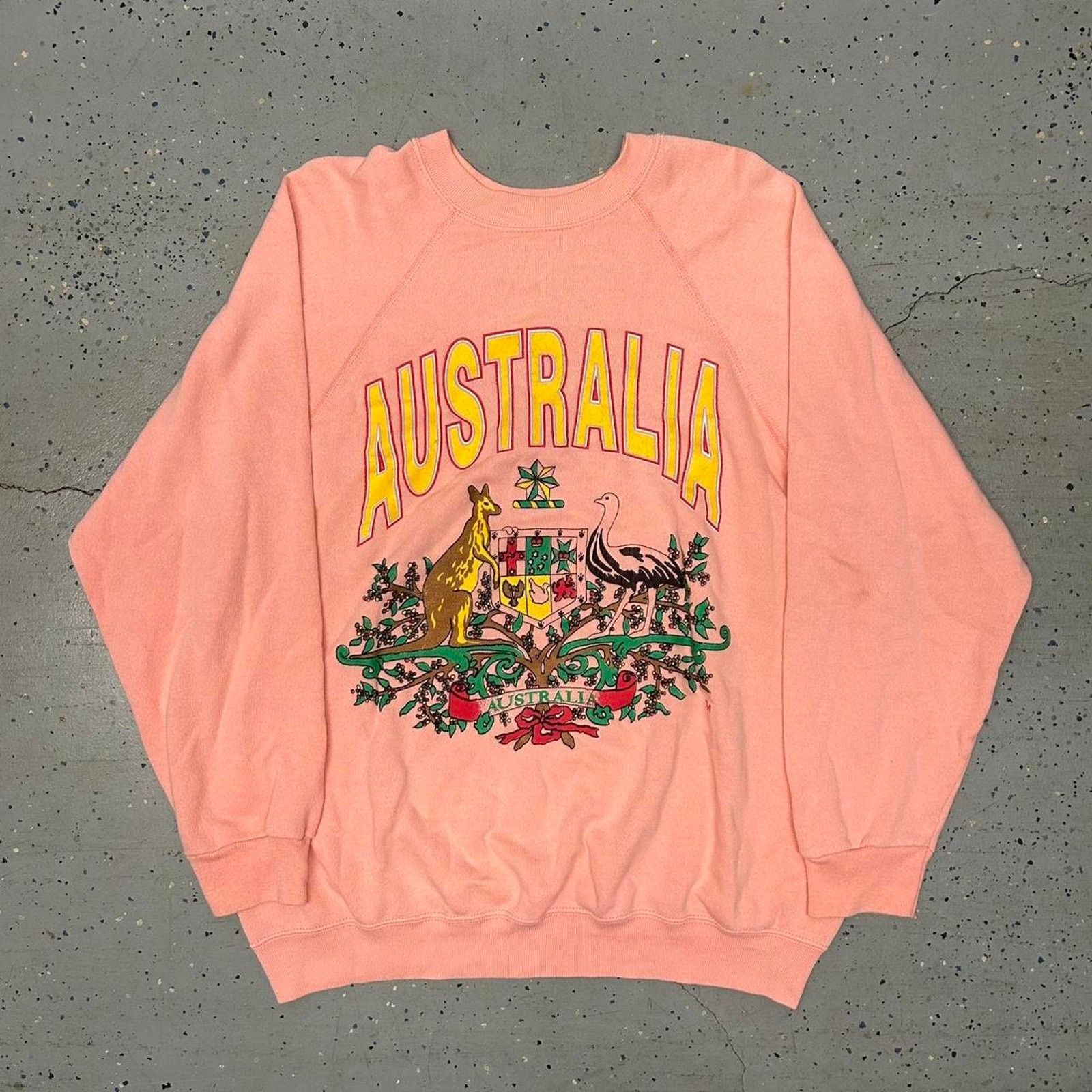Other Pink vintage 80s australia crewneck Size XL / US 12-14 / IT 48-50 - 1 Thumbnail