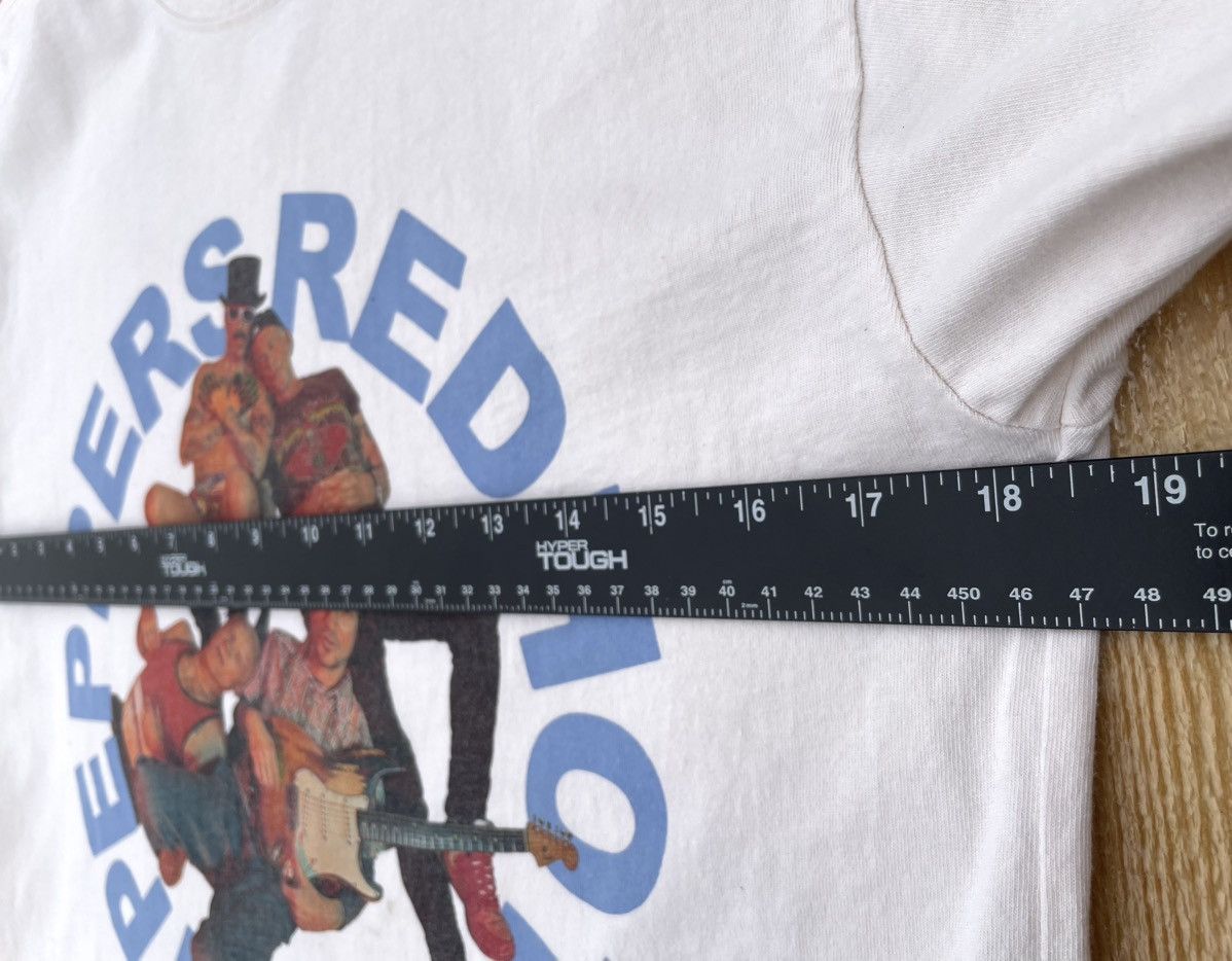 Band Tees Red Hot Chili Peppers ‘Unlimited Love’ Tour Concert Shirt SM Size US S / EU 44-46 / 1 - 4 Thumbnail