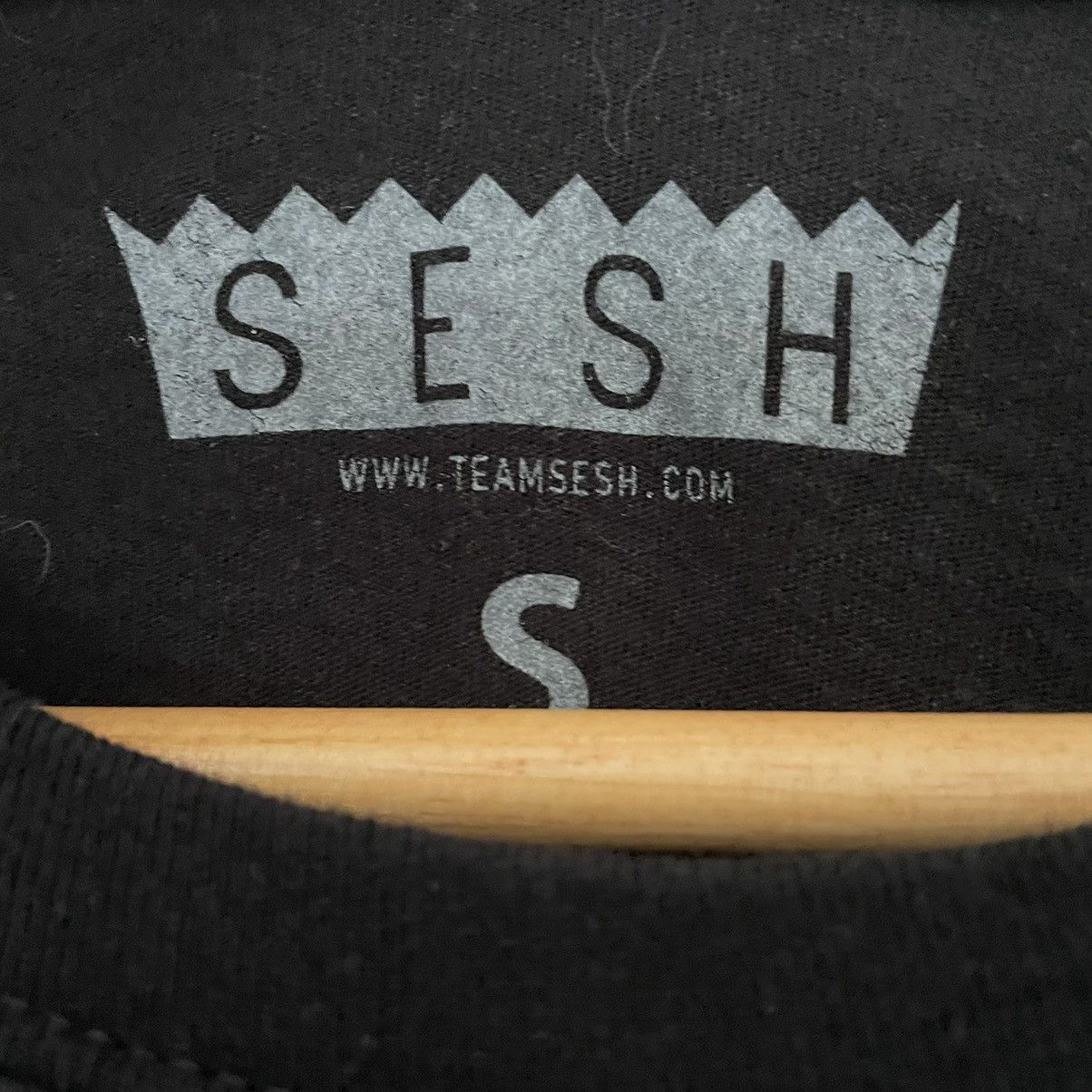 Bones × TeamSESH Teamsesh spider long sleeve tee Size US S / EU 44-46 / 1 - 3 Thumbnail