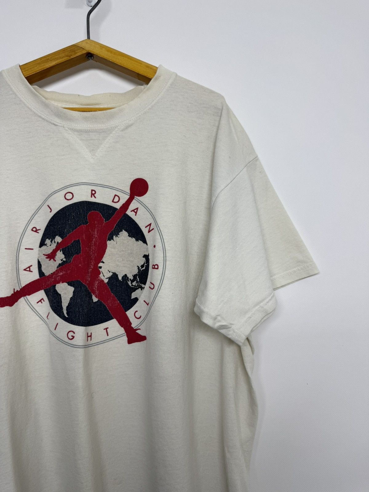 Jordan Brand VINTAGE NIKE FLIGHT CLUB JUMPMAN T-SHIRT 90’s Size US M / EU 48-50 / 2 - 5 Thumbnail
