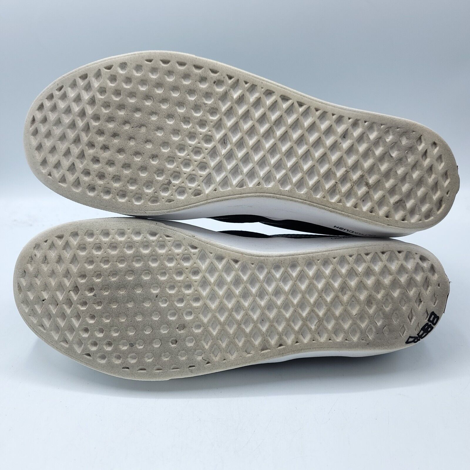 Vans Vans Off The Wall Sneaker Shoe Men Size 8.5 TCH0 Black White Size US 8.5 / EU 41-42 - 7 Thumbnail