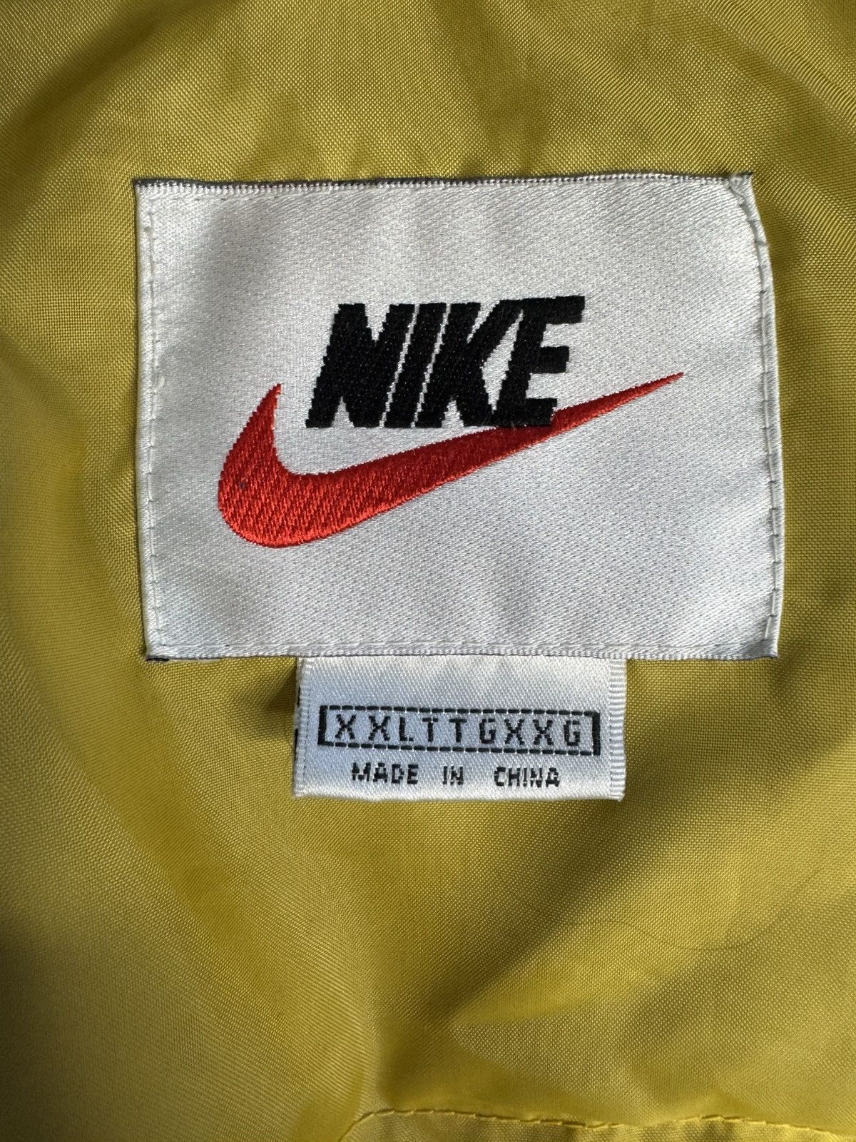Nike × Vintage Vintage Nike puffer jacket Size US XXL / EU 58 / 5 - 10 Thumbnail