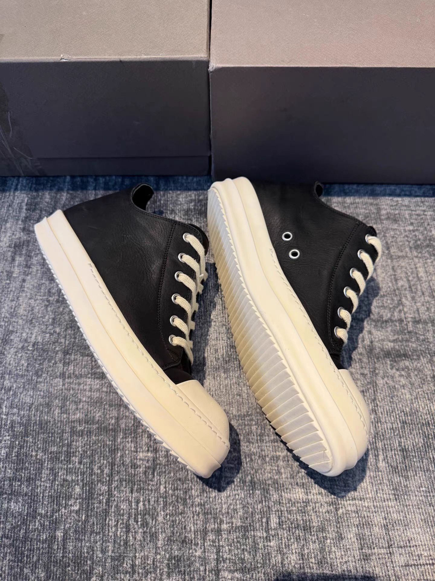 Rick Owens Rick Owens New Mainline Low-Top Big Converse Size US 7 / EU 40 - 3 Thumbnail