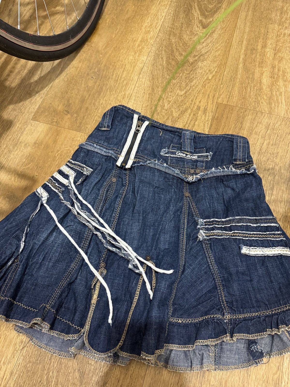 Vintage 💮MARITHE FRANCOIS GIRBAUD STYLE AVANT GARDE DENIM SKIRT💮 Size 24" / US 00 / IT 34 - 4 Thumbnail