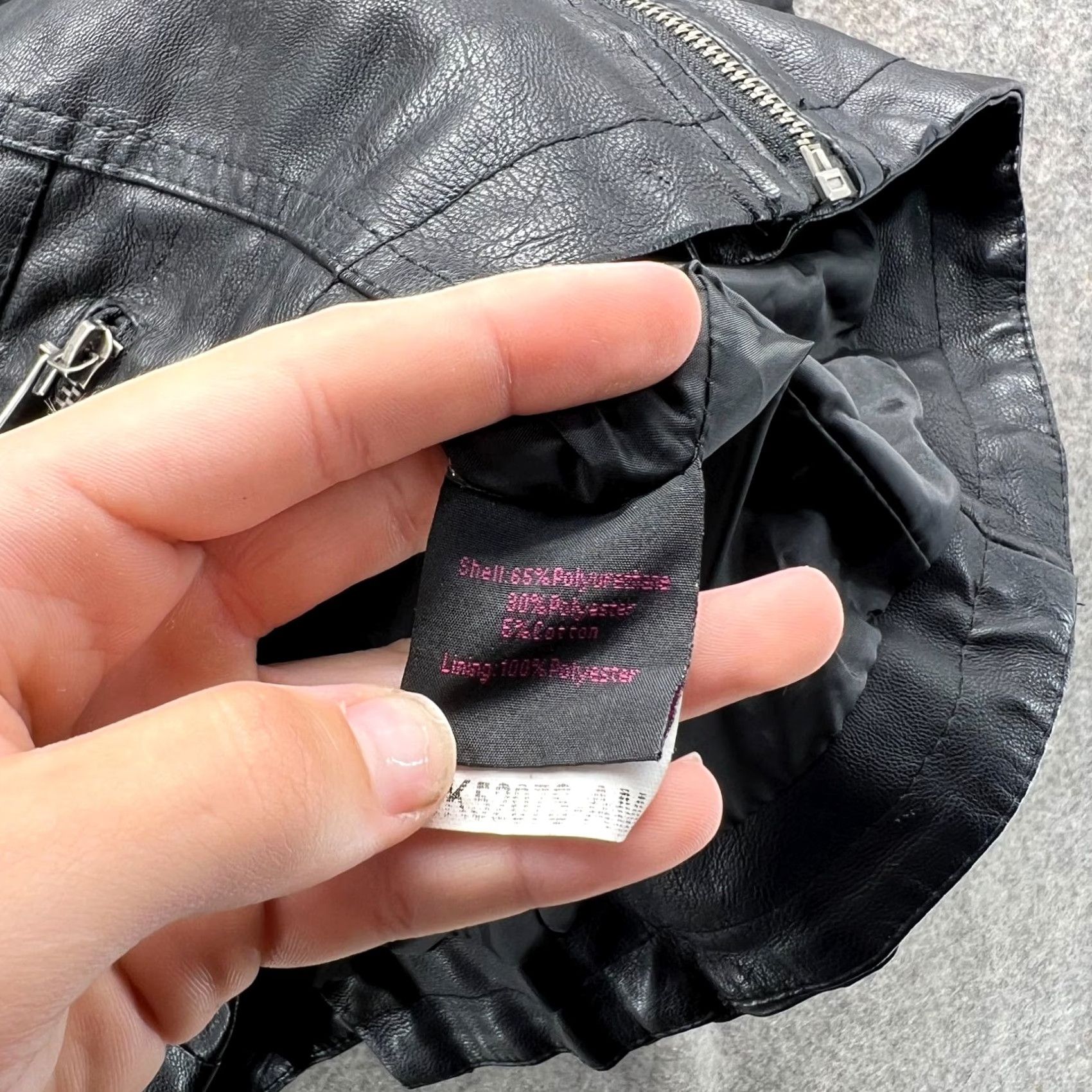 Vintage Olivia Miller Leather Jacket Womens Small Black Faux Moto Biker Zip Size S / US 4 / IT 40 - 7 Thumbnail