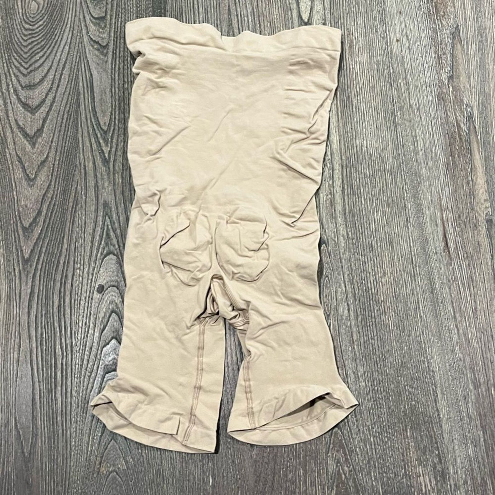 SKIMS SKIMS Kim Kardashian Sculpt Shorts 3XL Nude Seamless Mid Size ONE SIZE - 2 Thumbnail