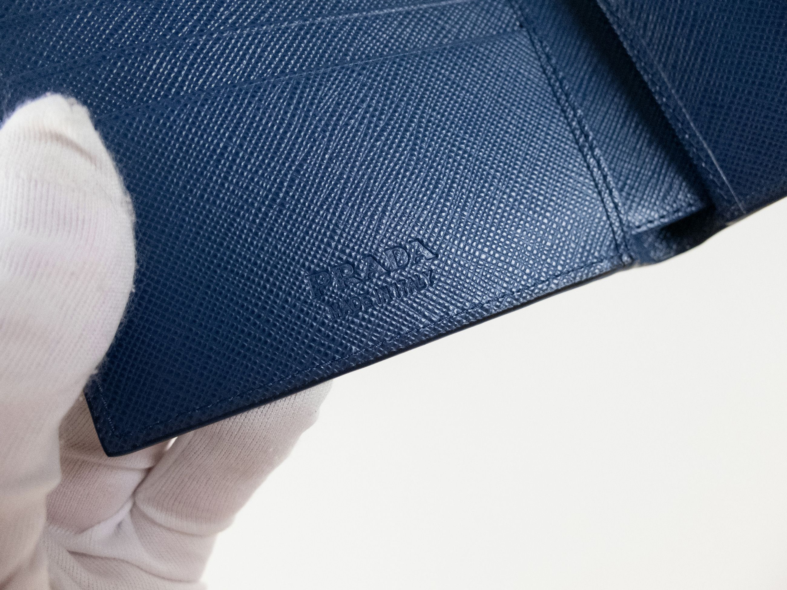 Prada PRADA blue Saffiano leather bifold triangle logo wallet Size ONE SIZE - 6 Thumbnail