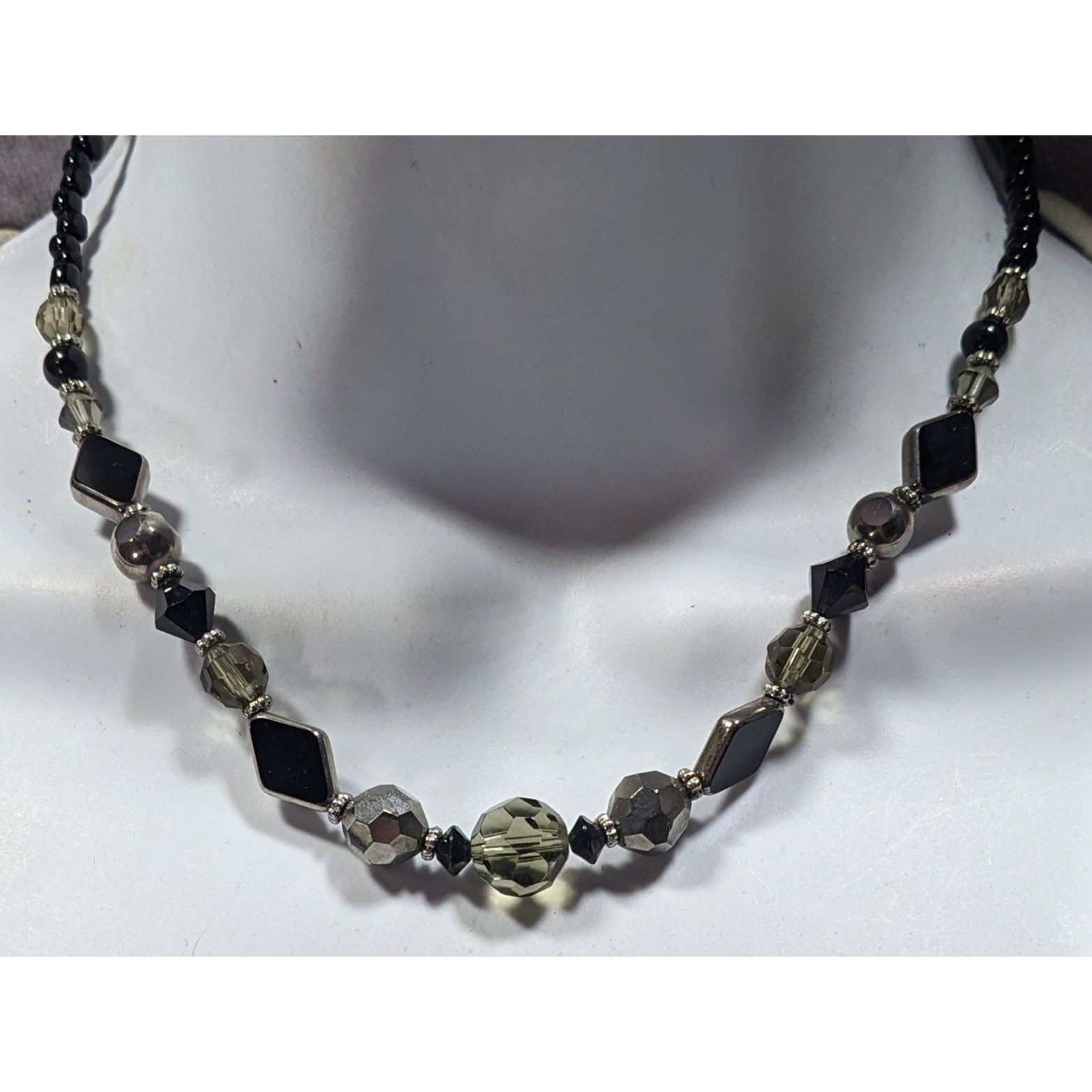 Nordstrom Nordstrom Corporate Goth Black And Silver Tone Necklace Size ONE SIZE - 4 Thumbnail