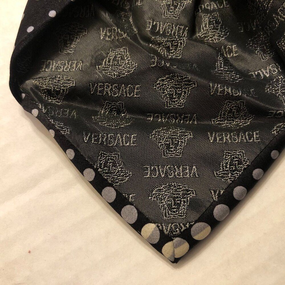 Versace VERSACE MEN'S BLACK 100%SILK TIE 3 3/4" X 60" MADE IN ITALY Size ONE SIZE - 7 Thumbnail