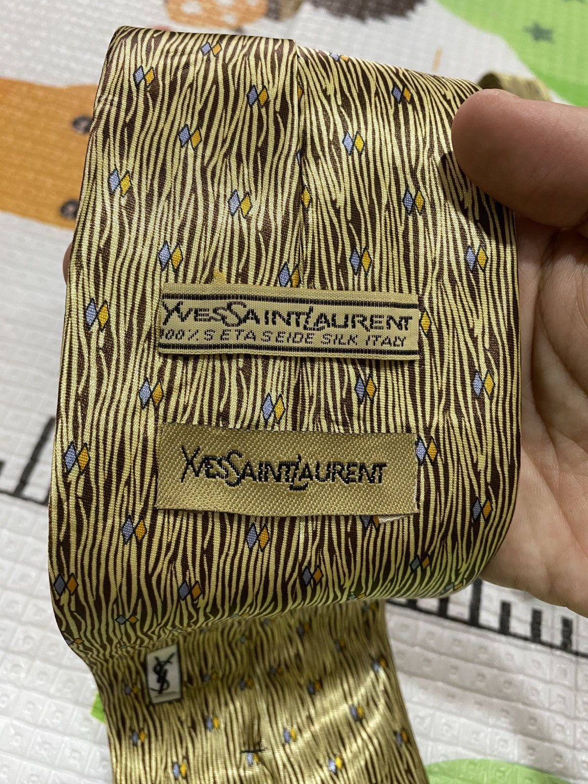 Yves Saint Laurent Vintage YSL Paris Abstract Silk Tie Made In Italy Size ONE SIZE - 7 Thumbnail