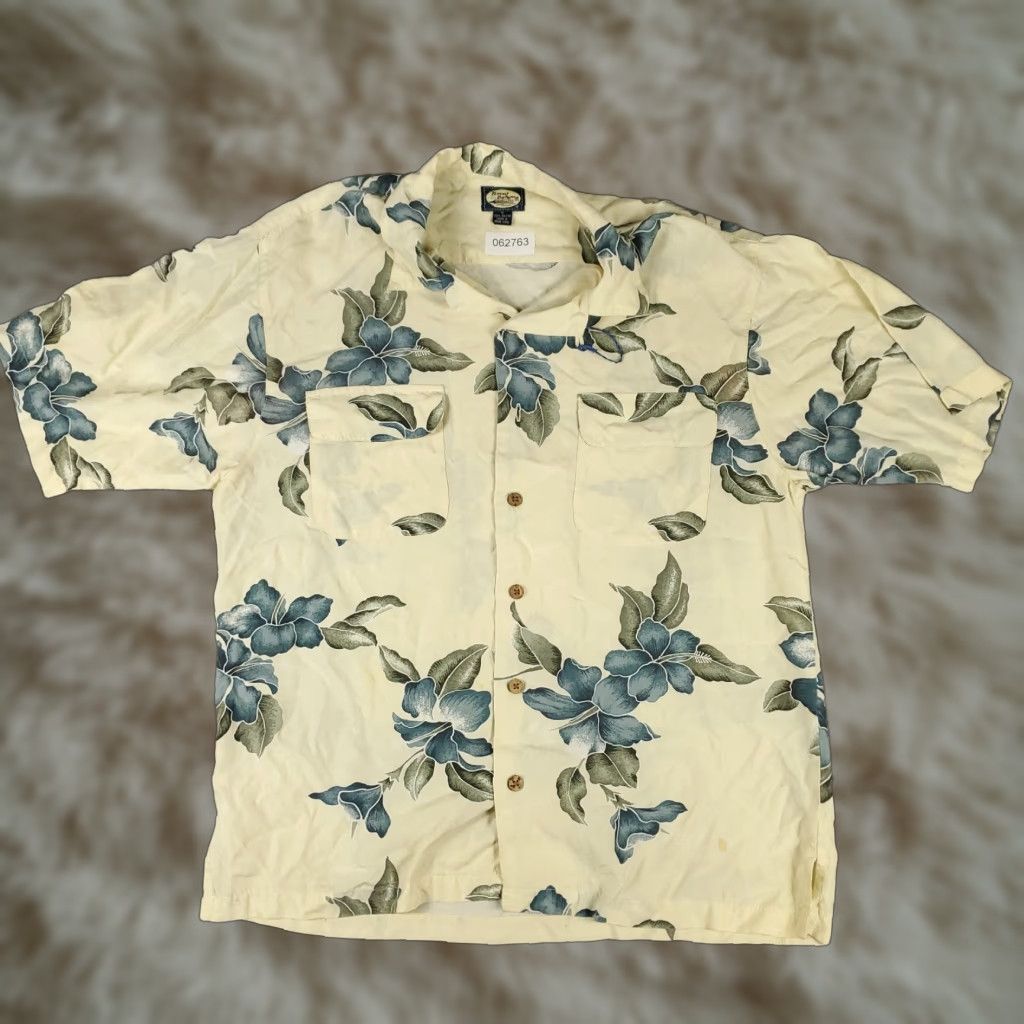Tommy Bahama VINTAGE Tommy Bahama Shirt Mens Medium Ivory Floral Rayon Hawaiian Button Up Size US M / EU 48-50 / 2 - 1 Thumbnail
