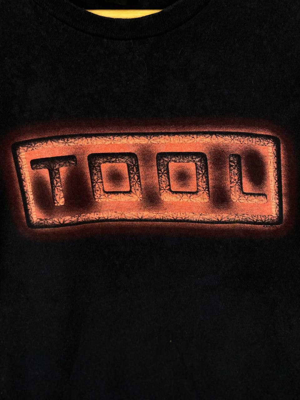 Band Tees vintage y2k tool band tee nice design Size US M / EU 48-50 / 2 - 2 Thumbnail