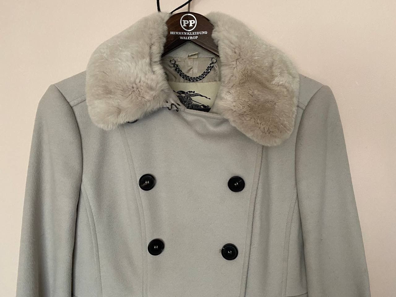 Burberry 🔥Burberry London Tailored Wool Cashmere Coat with Fur Collar Size M / US 6-8 / IT 42-44 - 6 Thumbnail