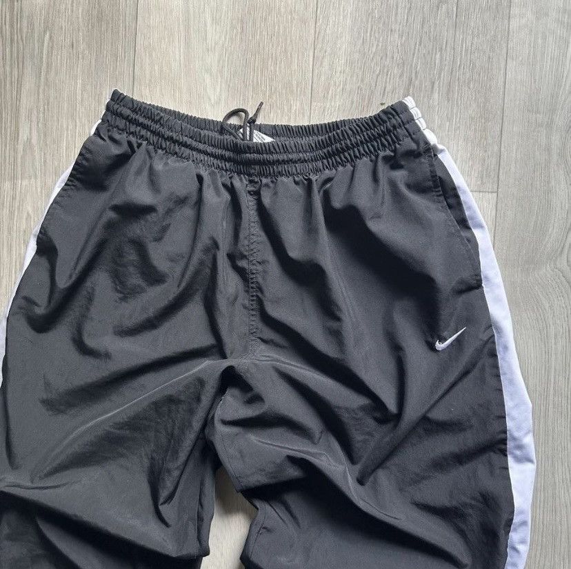 Nike × Vintage Vintage Nike 2000s Baggy track pants Size US 34 / EU 50 - 3 Thumbnail