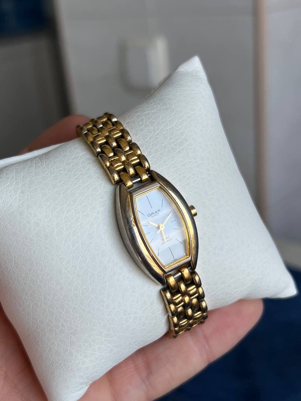 Vintage Futuristic Minimalistic Omax Japanese Gold Bracelet Watch Size ONE SIZE - 5 Thumbnail