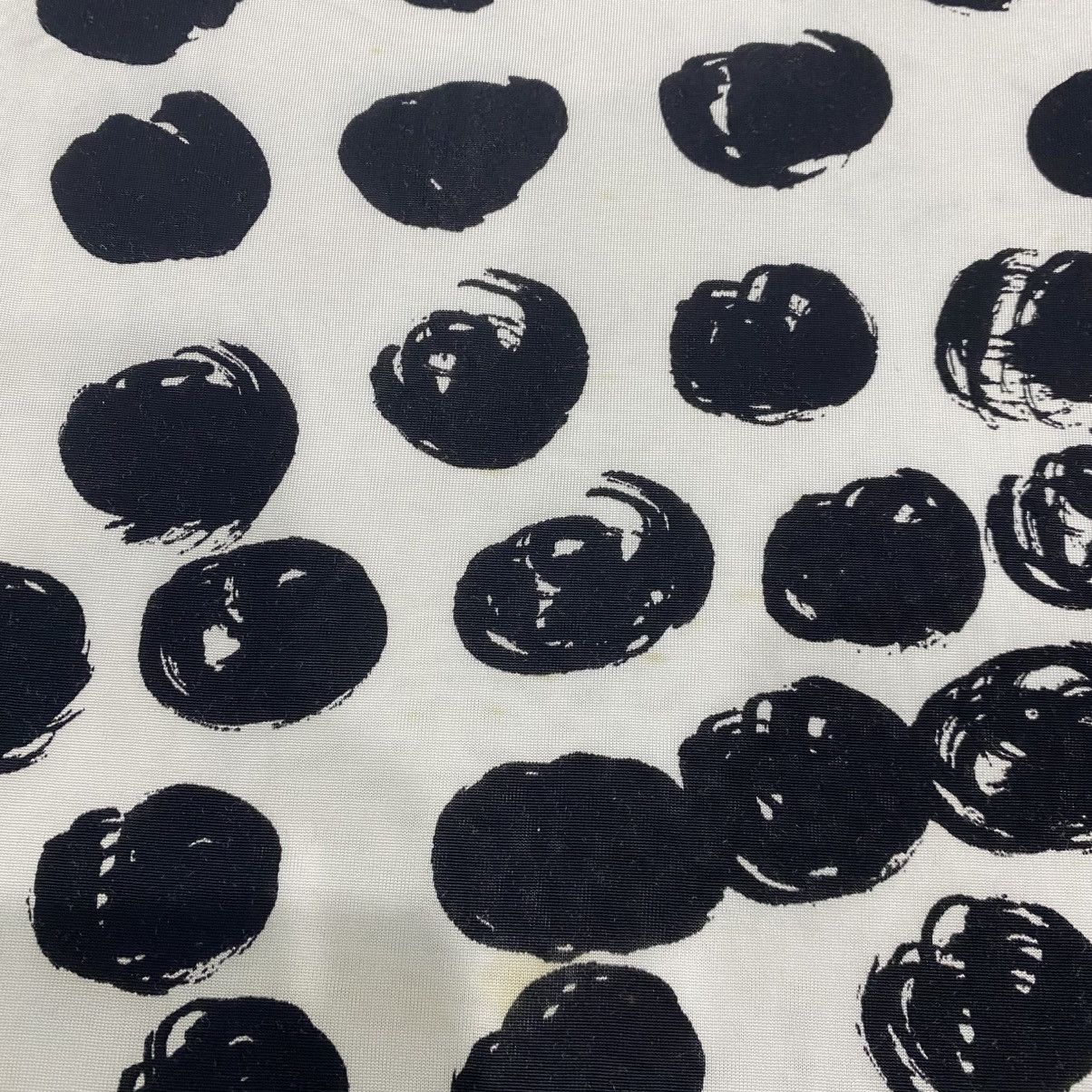 Comme des Garcons VINTAGE 1992 Comme Des Garçons Archive Polka Dot Tee Rayon Size US M / EU 48-50 / 2 - 7 Thumbnail