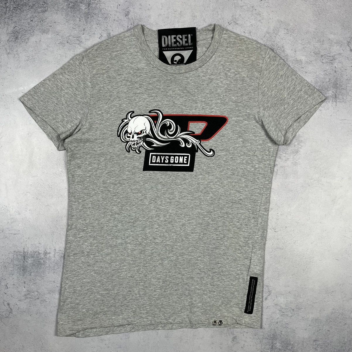 Diesel Rare Diesel x Palystation Days Gone Skulls Big Logo T Shirt Size US S / EU 44-46 / 1 - 2 Thumbnail