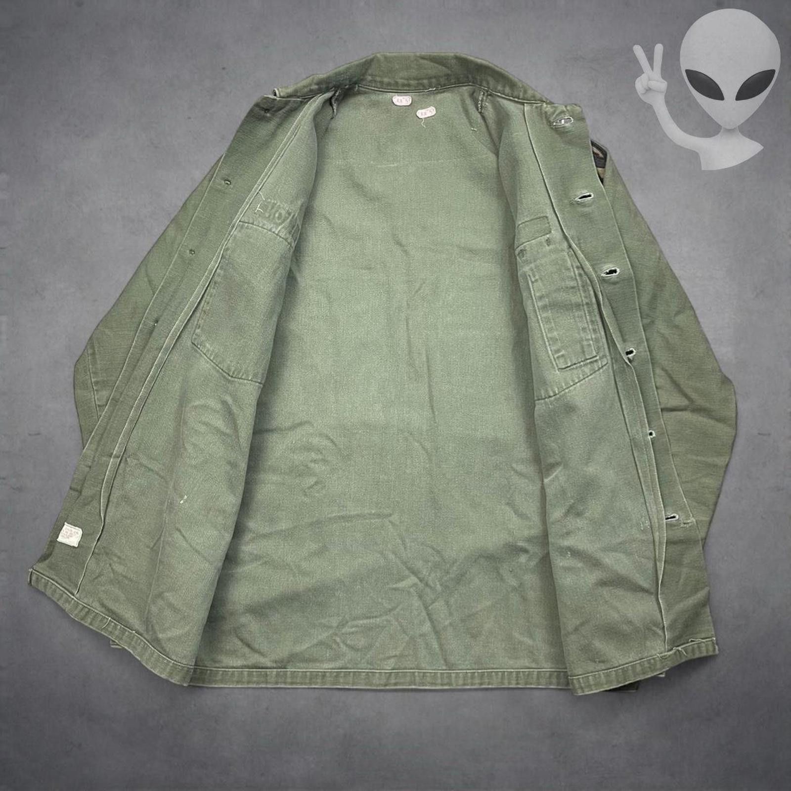 Other Vietnam War US Army OG-107 Type III Utility Shirt Medium Size US M / EU 48-50 / 2 - 4 Thumbnail