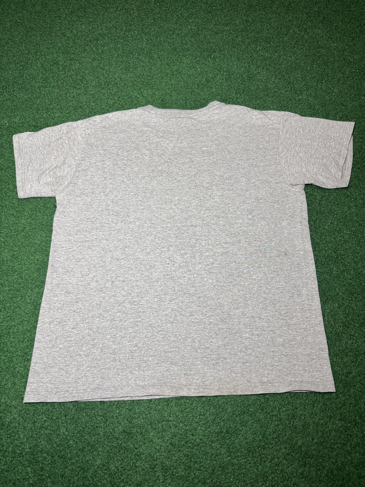 Nike Nike Y2K Gray Shirt Womens M/L 19x24 Gray Just Do It T Shirt Size US L / EU 52-54 / 3 - 5 Thumbnail