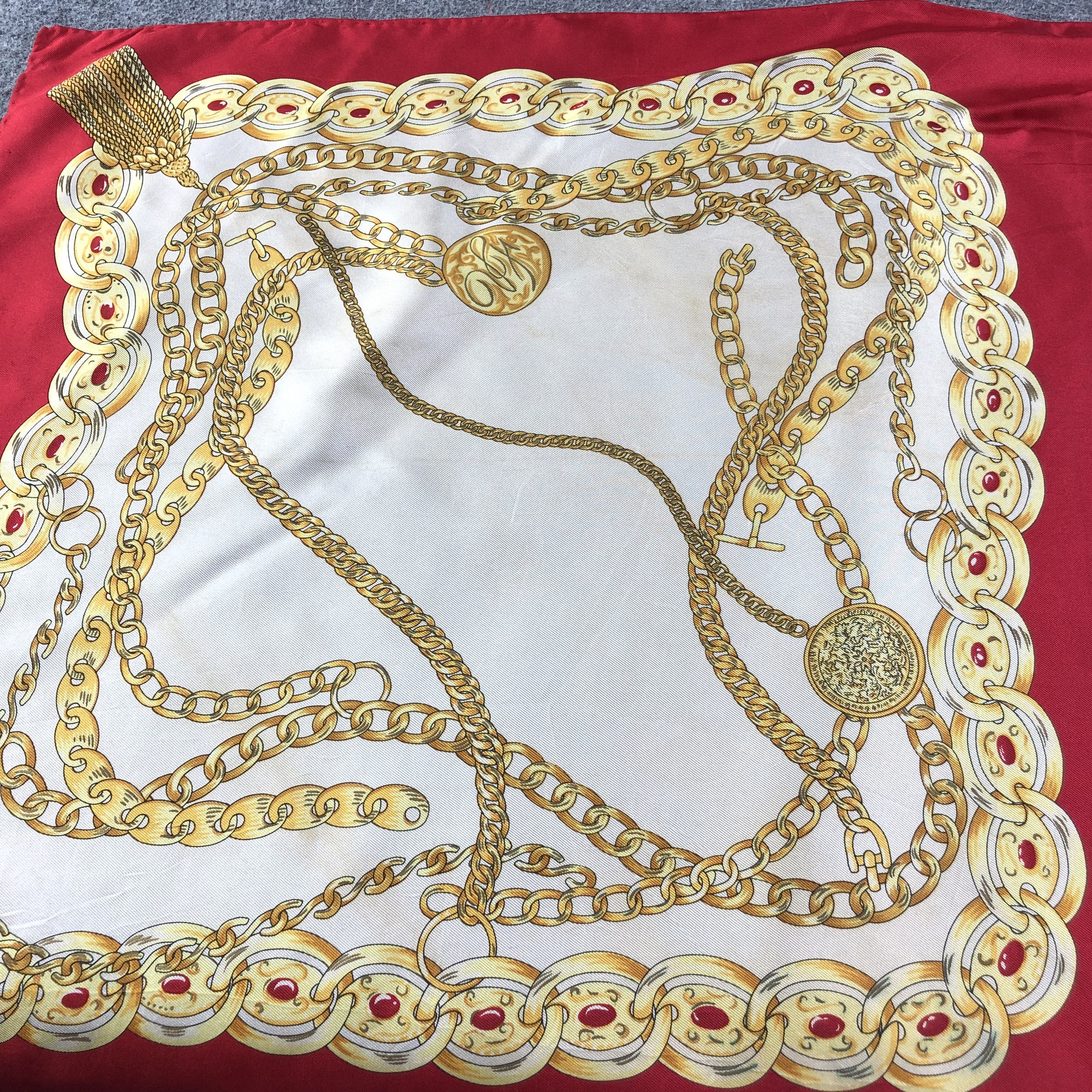 Vintage Vivi Fleurs Luxury Gold Chains Silk Scarf M474 Size ONE SIZE - 9 Thumbnail