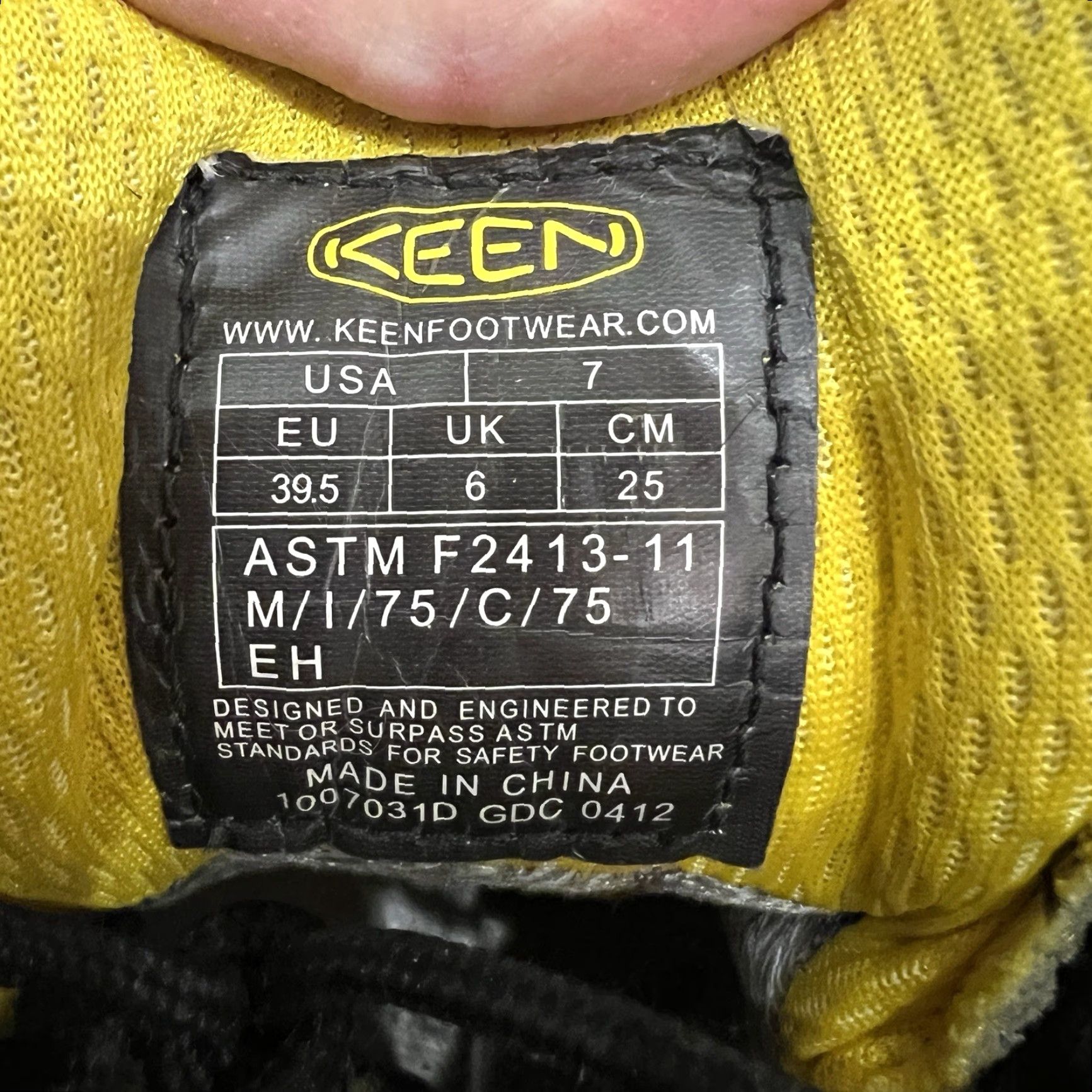 KEEN Keen Mens Logandale Work Boots Steel Toe Black Size 7 (needs Insoles) Size US 7 / EU 40 - 6 Thumbnail