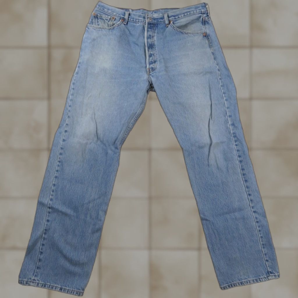 Levi's VINTAGE Levi's 501 Jeans 501 Series Straight Fit Button Fly Blue Size 36x31 Mens Size US 36 / EU 52 - 1 Thumbnail
