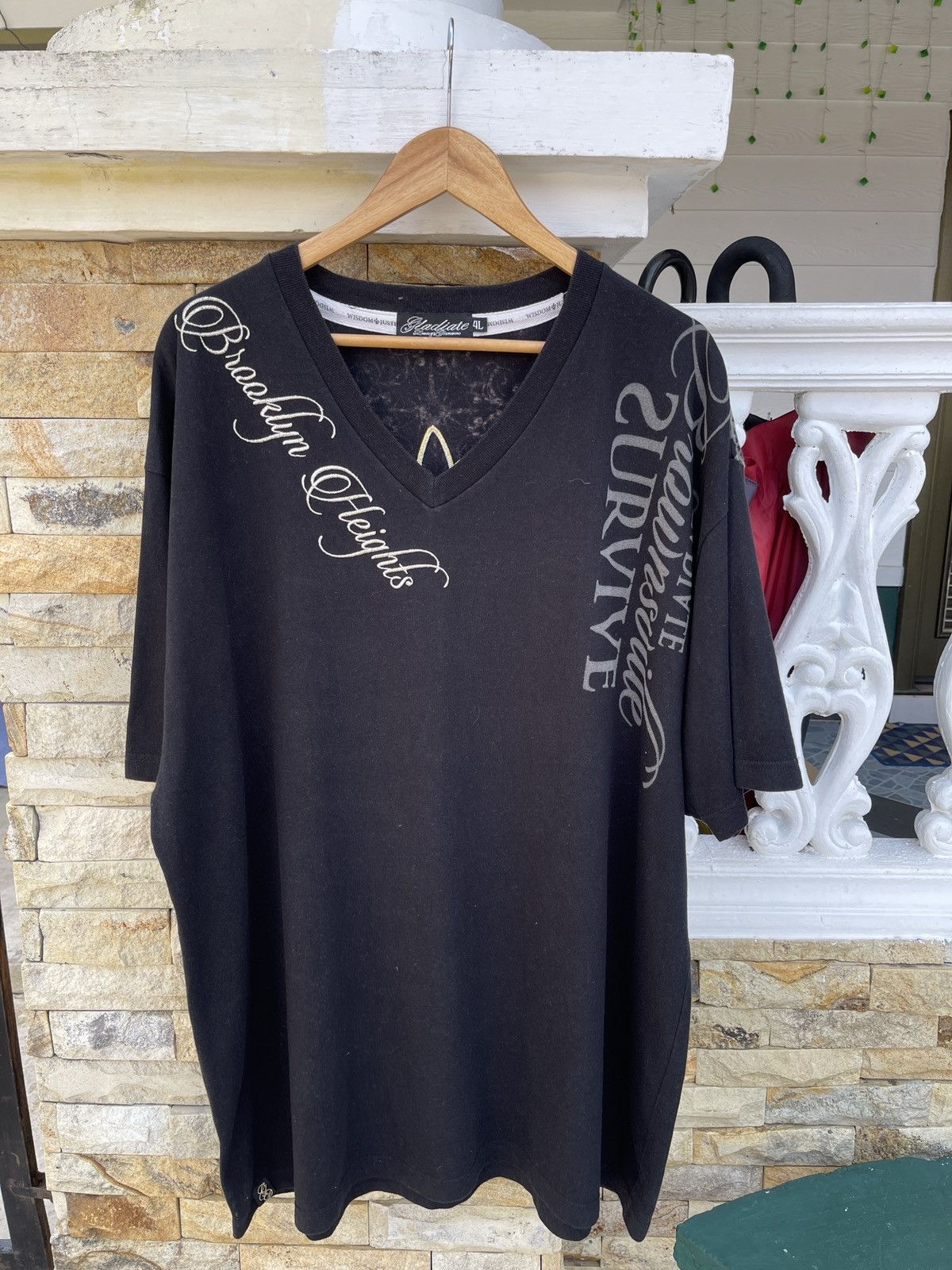 The Unbranded Brand Last Drop🔥Broklyn Heights Like Design CHROME HEART T Shirt Size US XXL / EU 58 / 5 - 2 Thumbnail