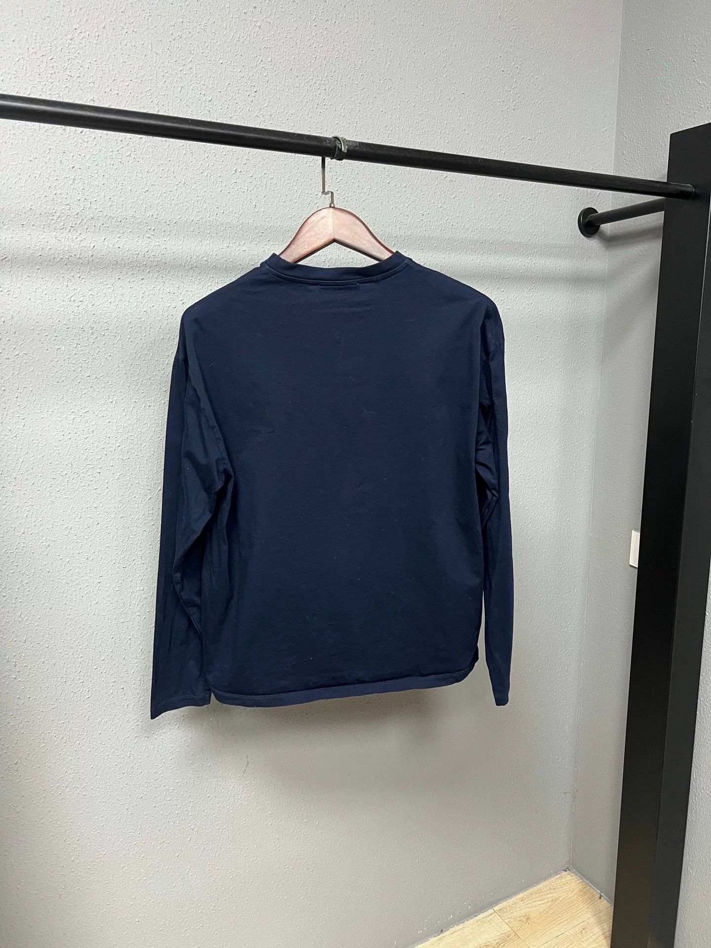 Miu Miu Miu Miu Navy Embroidered Gold Logo Longsleeve Size US S / EU 44-46 / 1 - 2 Thumbnail