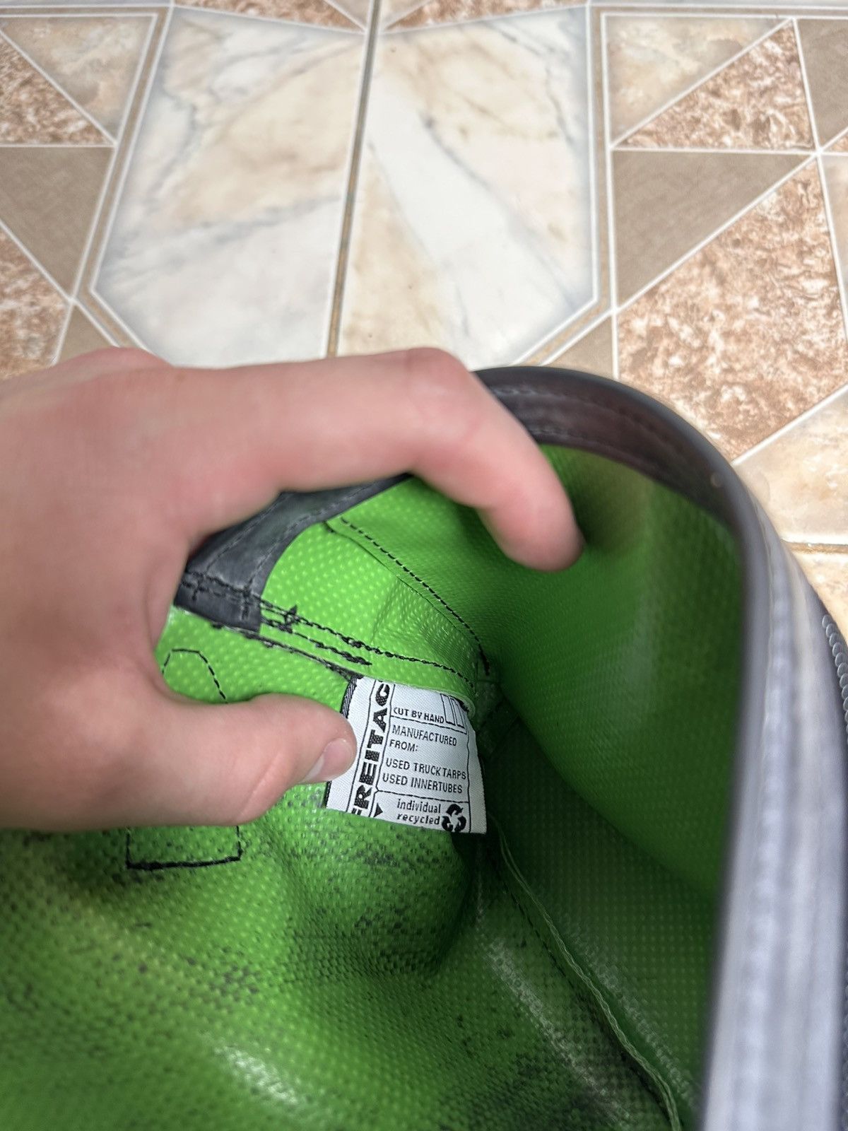 Freitag × Streetwear × Vintage Freitag F40 Jamie – Upcycled Messenger Bag – Unique Design Size ONE SIZE - 11 Thumbnail