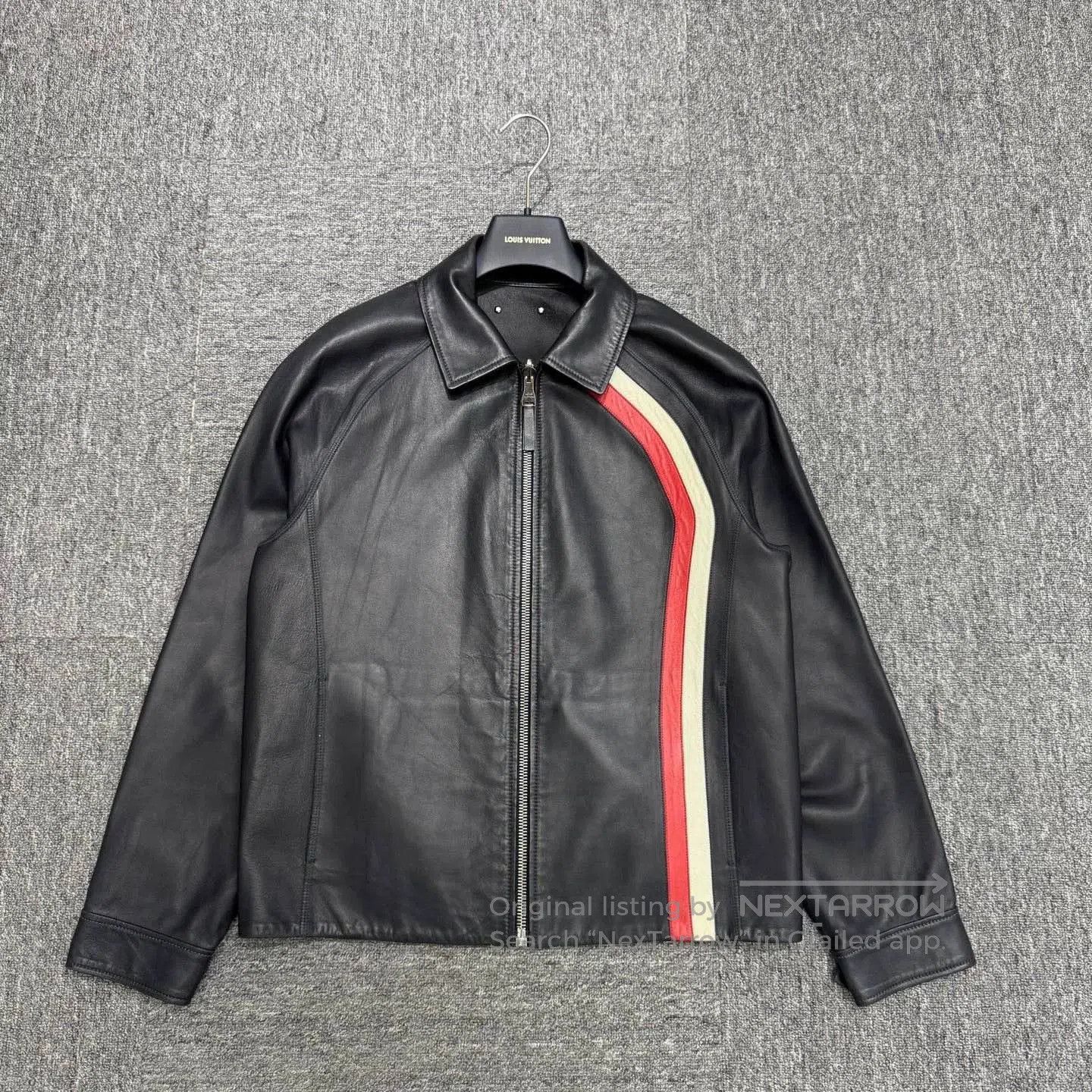 Louis Vuitton louis vuitton reversible lambskin jacket. Size US L / EU 52-54 / 3 - 1 Thumbnail