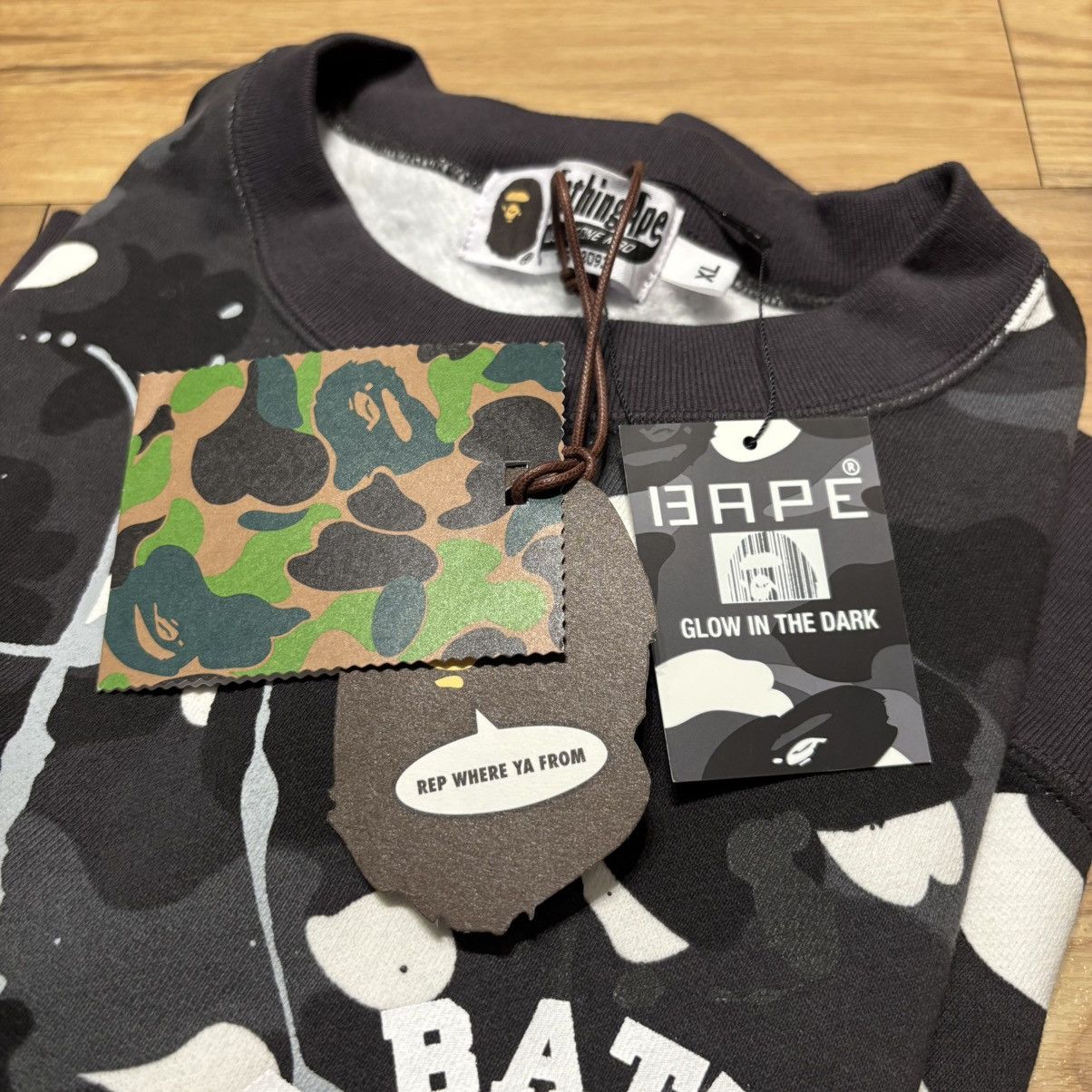 Bape Bape City Camo (Glow In The Dark) Painting Crewneck Size US XL / EU 56 / 4 - 7 Thumbnail