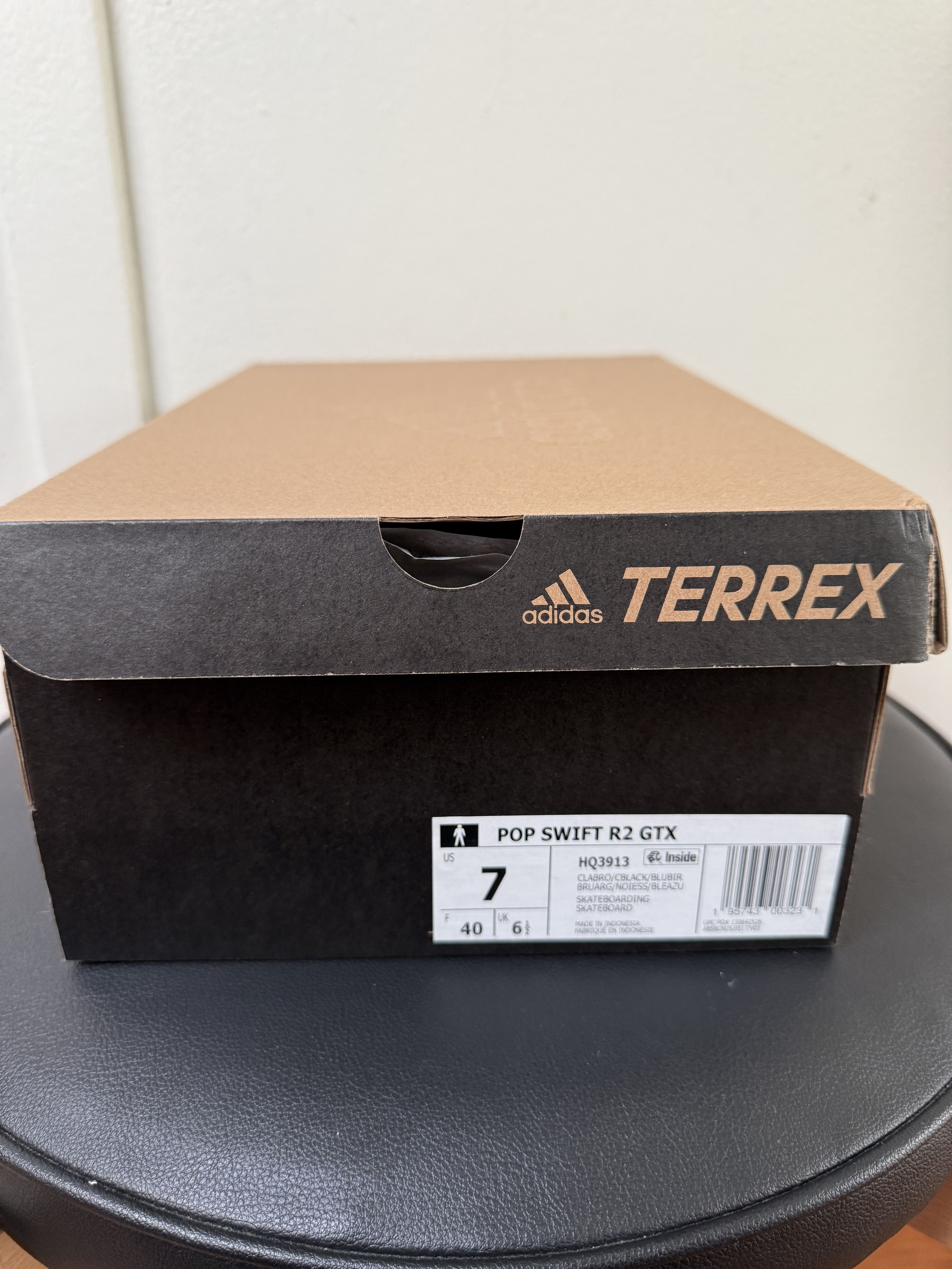 Adidas × Pop Trading Company POP SWIFT R2 GTX Size US 7 / EU 40 - 7 Thumbnail