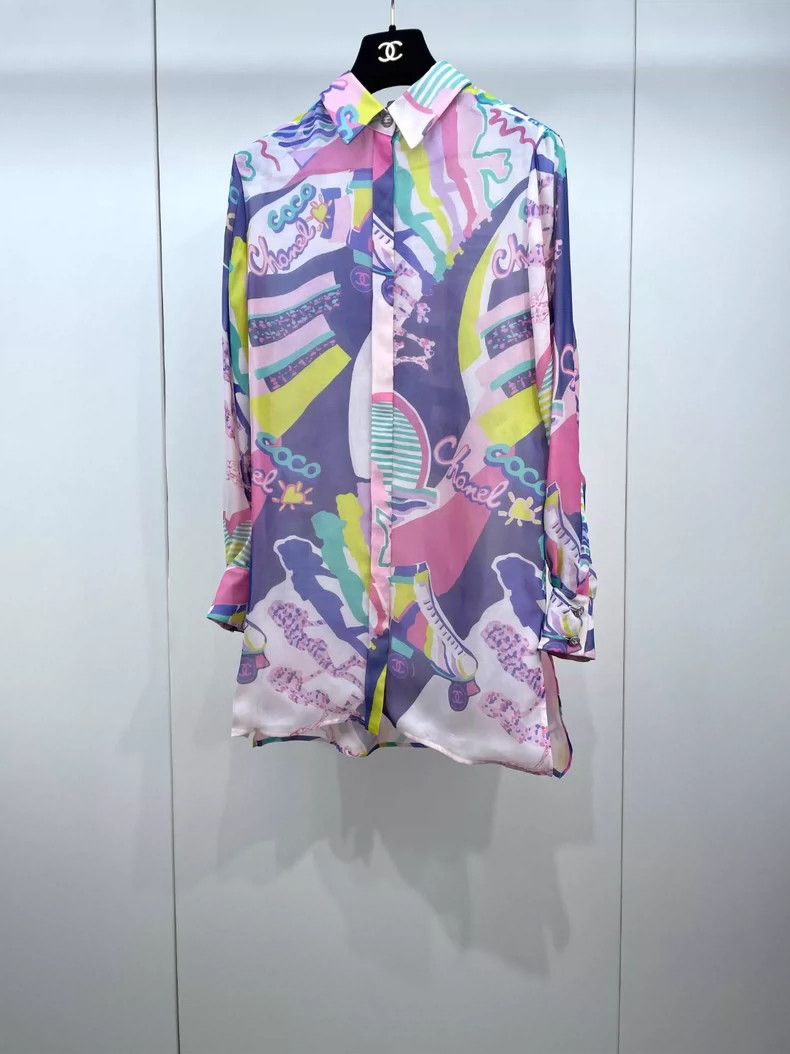 Chanel Chanel 24C color printed holiday-style silk shirt 2504-Next Size XXS / US 00 / IT 34 - 1 Thumbnail