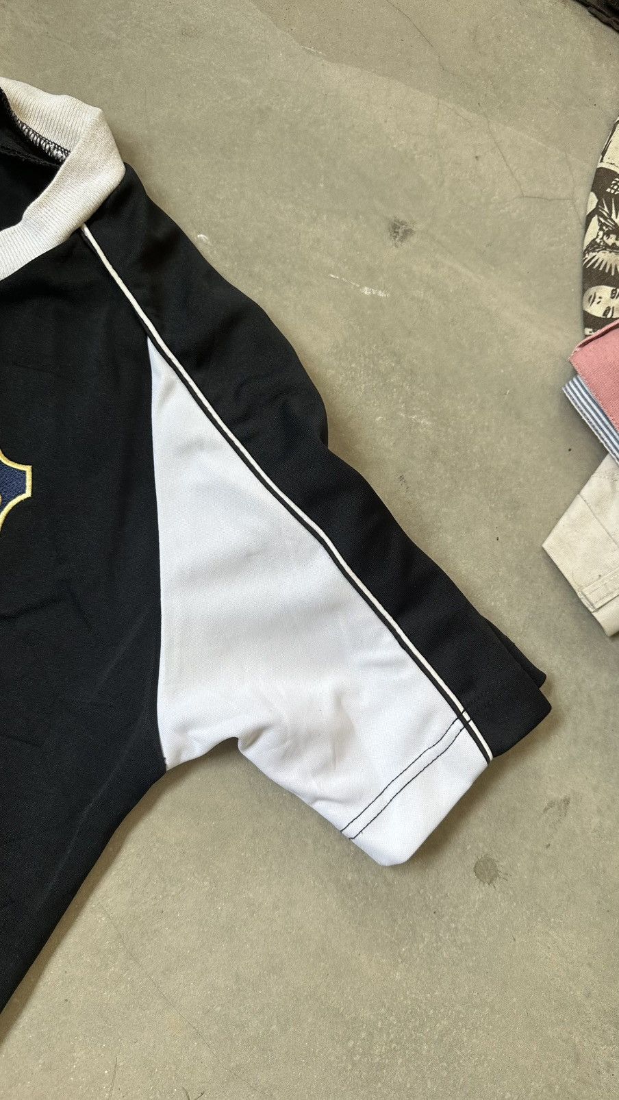 Vintage VINTAGE CARISBROOK RUGBY SBRC JERSEY Size US M / EU 48-50 / 2 - 5 Thumbnail