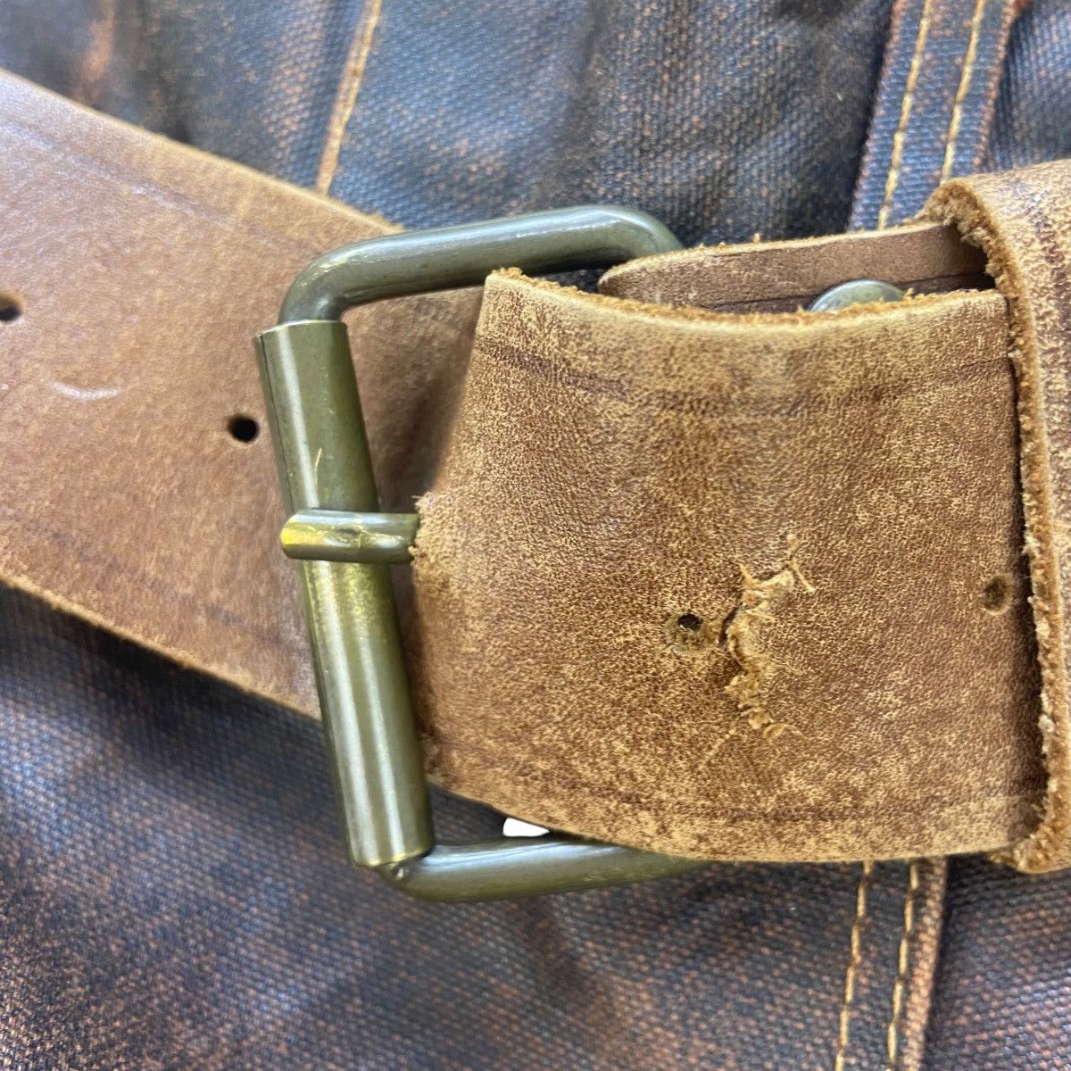 Levi's Vintage Levi’s Made in Italy Buckle Back Pants Size US 29 - 19 Thumbnail