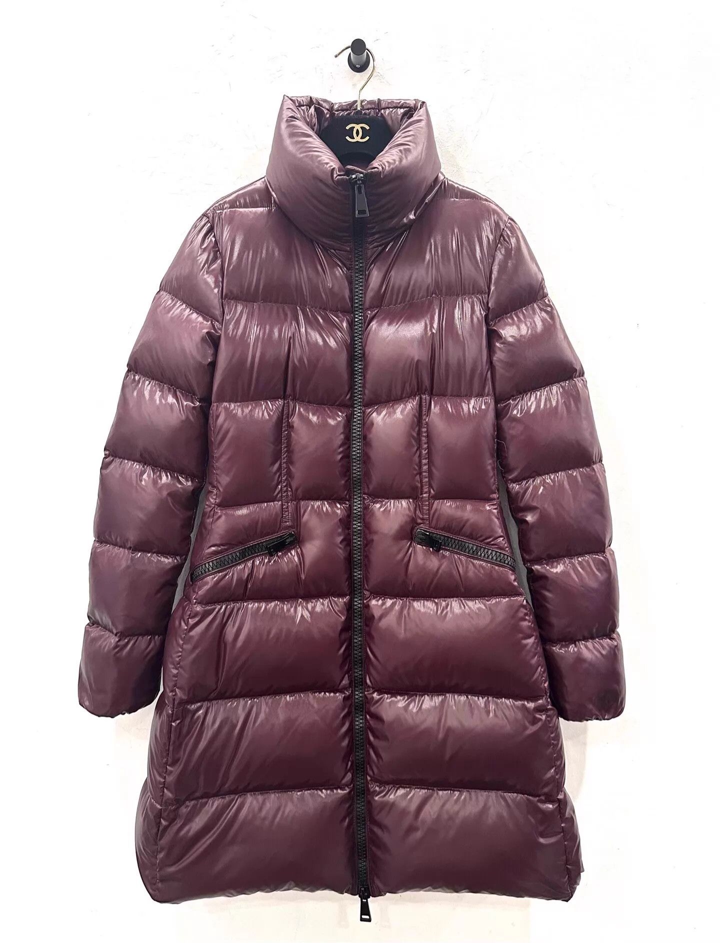 Moncler Moncler Jasminum side logo women's burgundy puffer Size XS / US 0-2 / IT 36-38 - 1 Thumbnail