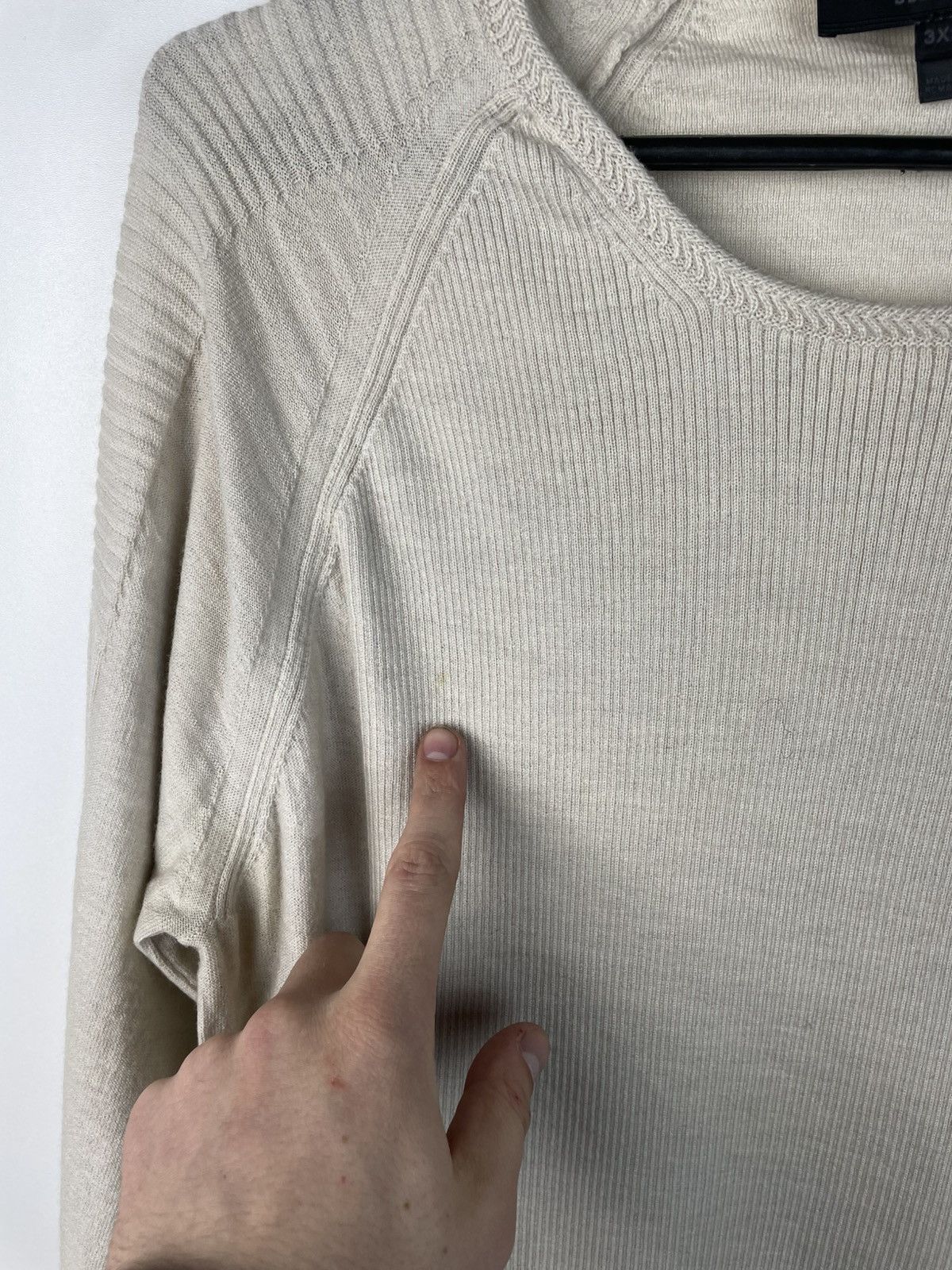 Belstaff Belstaff Wool Patch Sweater Beige Size XXXL Size US XXL / EU 58 / 5 - 2 Thumbnail