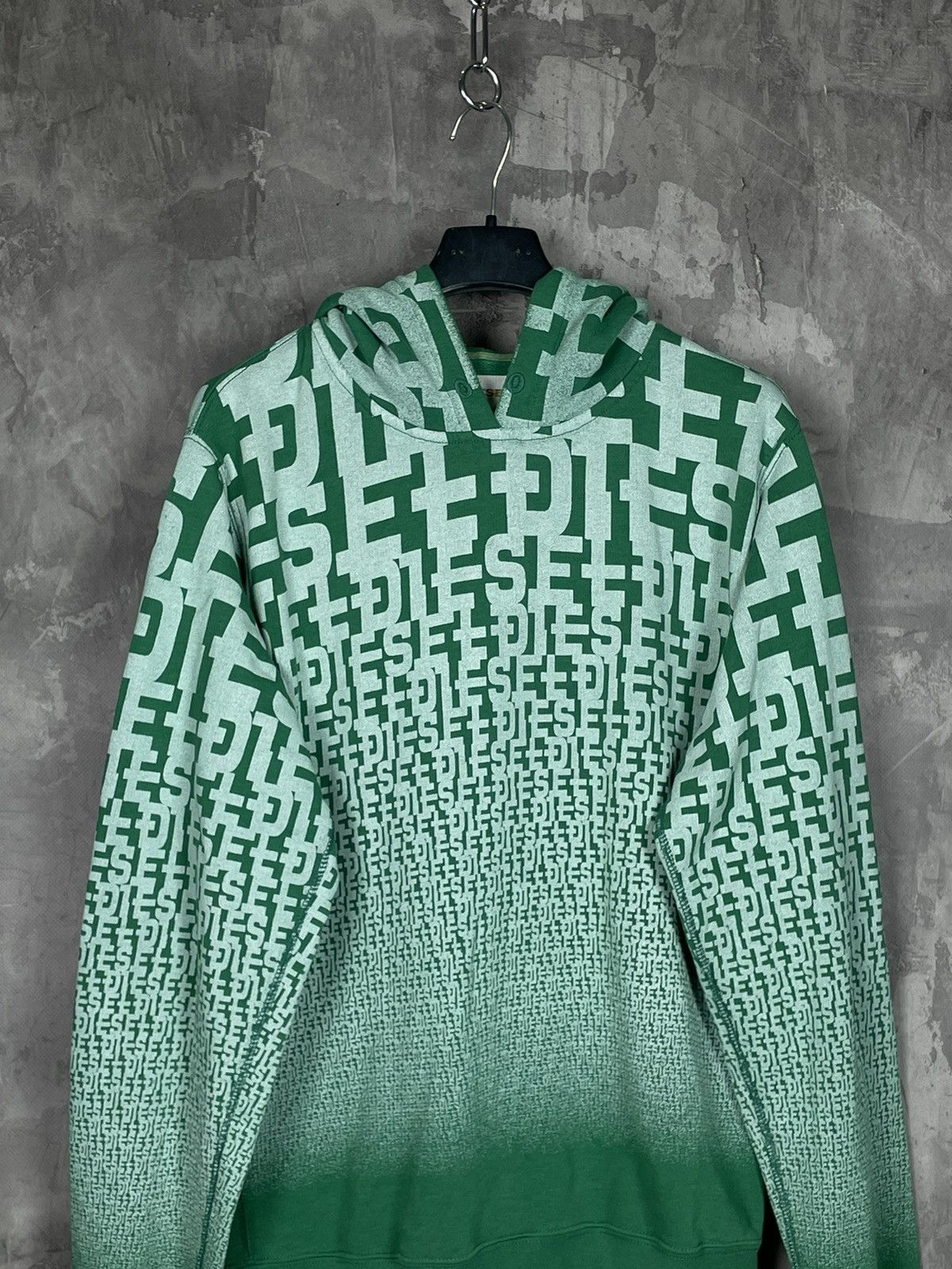 Diesel × Vintage Diesel monogram green Y2K zip hoodie Size US M / EU 48-50 / 2 - 2 Thumbnail