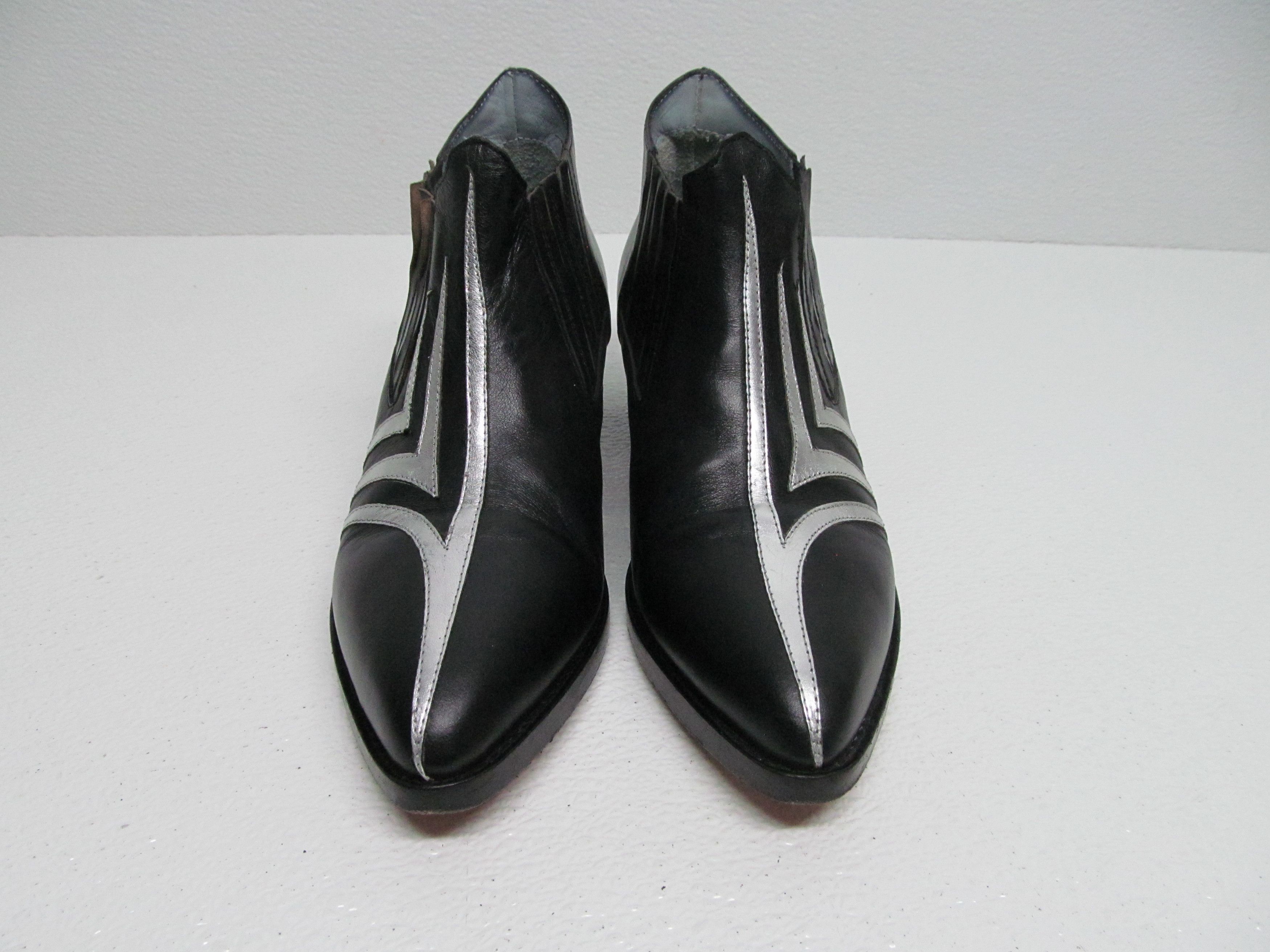 Chiara Ferragni Chiara Ferragni Ankle Boots Black /Silver Leather Rare Size US 7 / IT 37 - 2 Thumbnail
