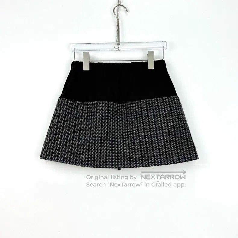 Prada Prada Dark gray checkered triangle stitching sheep wool sh Size 26" / US 2 / IT 38 - 4 Thumbnail