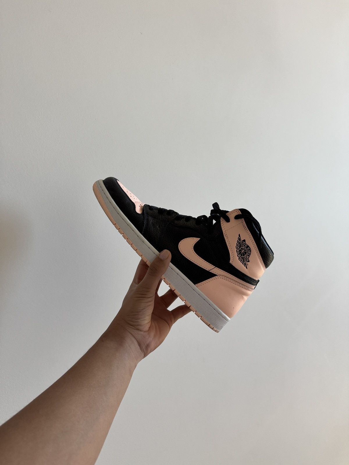 Jordan Brand × Nike Jordan 1 Retro High OG ‘Crimson Tint’ Size US 12.5 / EU 45-46 - 1 Thumbnail