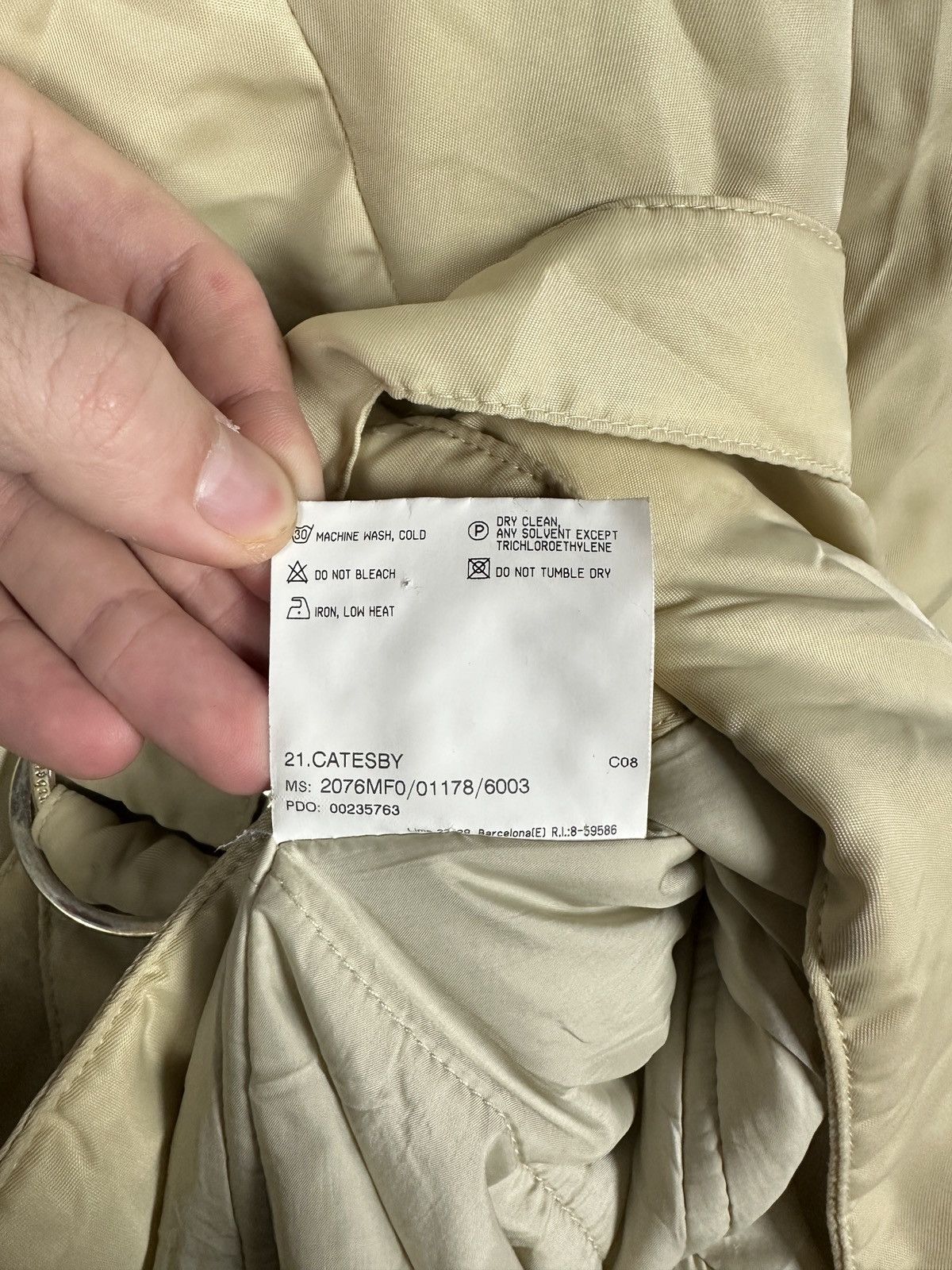 Burberry Women’s Thomas Burberry Trench Coat Luxury Beige Size XL Size XL / US 12-14 / IT 48-50 - 9 Thumbnail