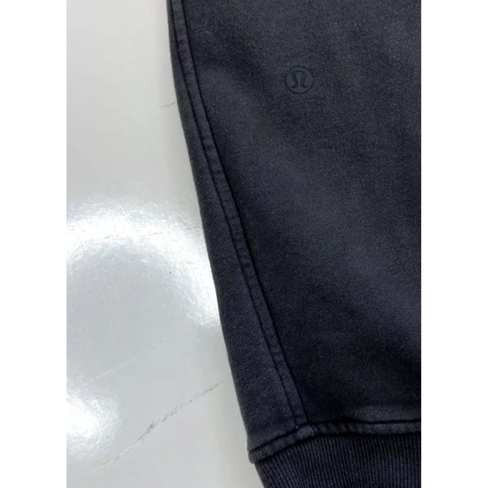 Lululemon VINTAGE? (no) Size 34" / US 12 / IT 48 - 4 Thumbnail