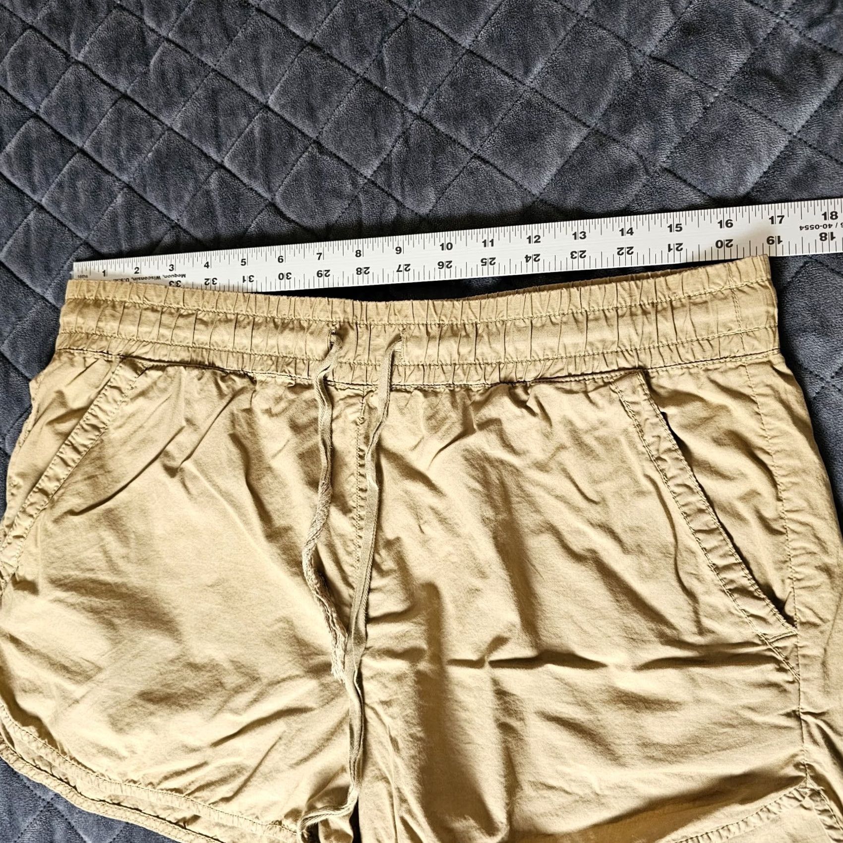 Lou & Grey Lou & Grey Women Chino Shorts Drawstring Waist Beige Sateen M Regular Casual Size 32" / US 10 / IT 46 - 3 Thumbnail